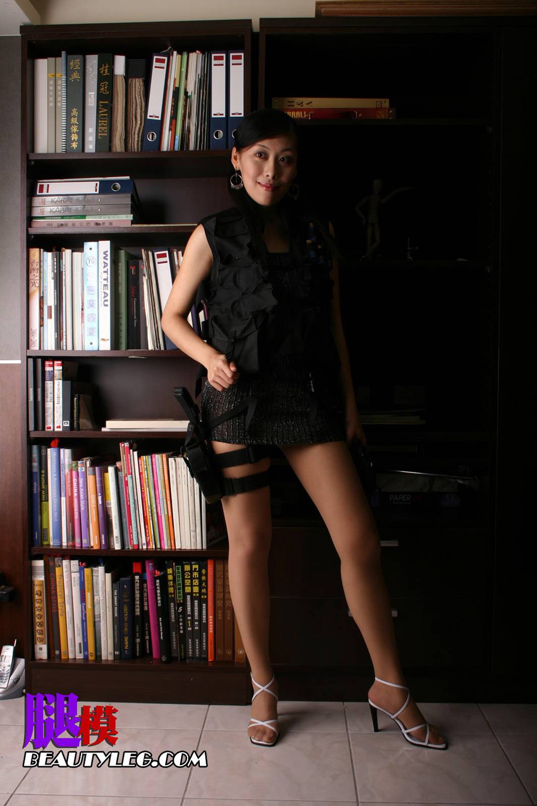 [BeautyLeg] No.002 Flora 台灣台北 170 pics 在现浏览第26张