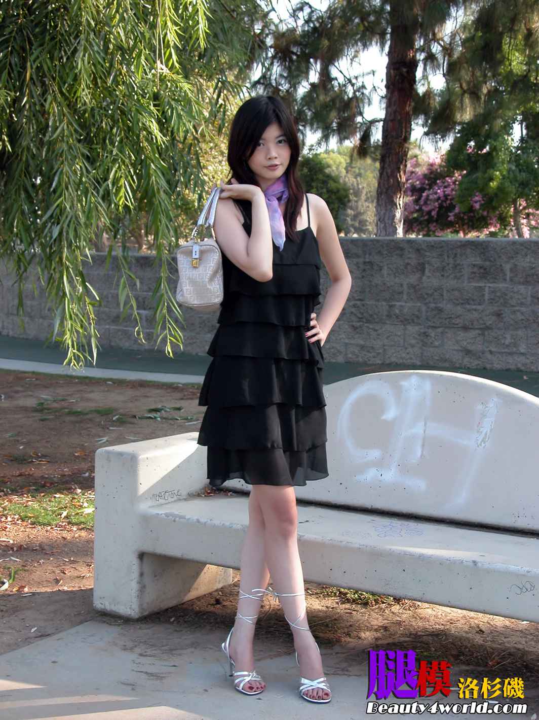 [BeautyLeg] No.035 Arina 在现浏览第15张