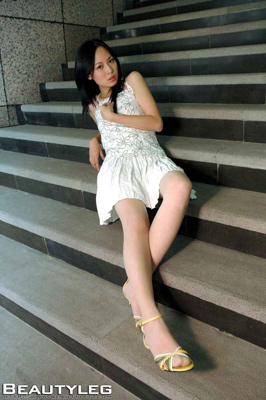 [BeautyLeg] No.048 孟瑶 在现浏览第8张