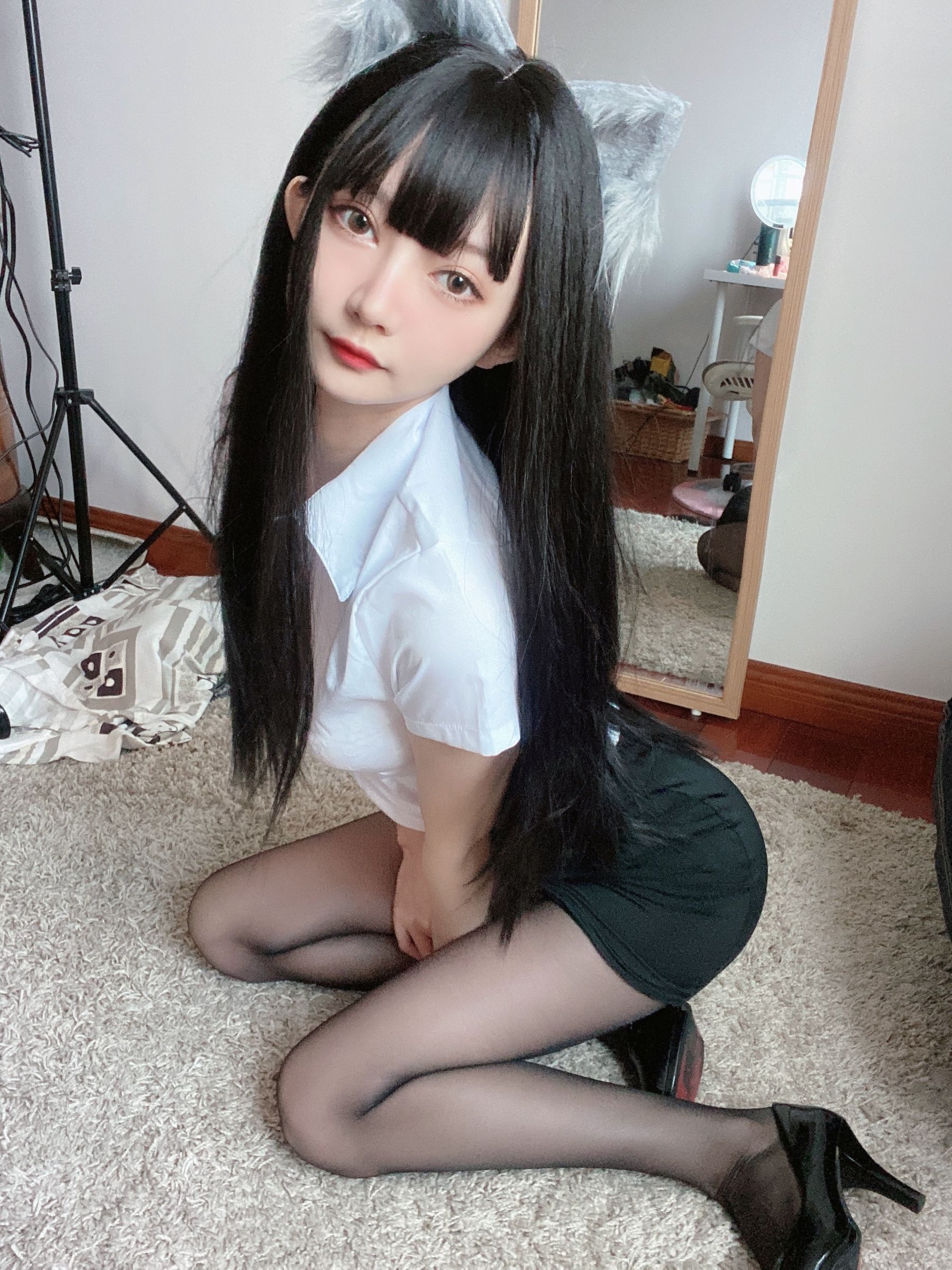 [福利COS] 51酱 - OL衬衣第4张