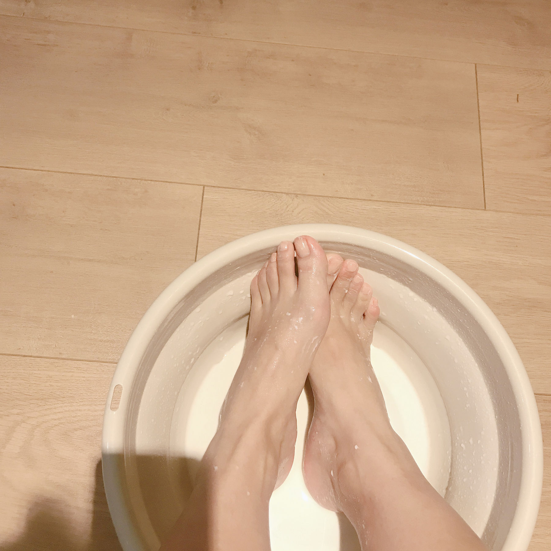 [福利COS] 安乔乔儿(Nia乔乔) No.001 牛奶洗脚第9张