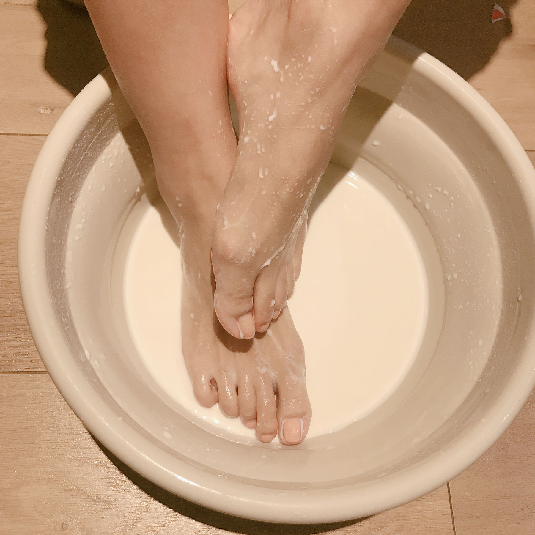 [福利COS] 安乔乔儿(Nia乔乔) No.001 牛奶洗脚第20张