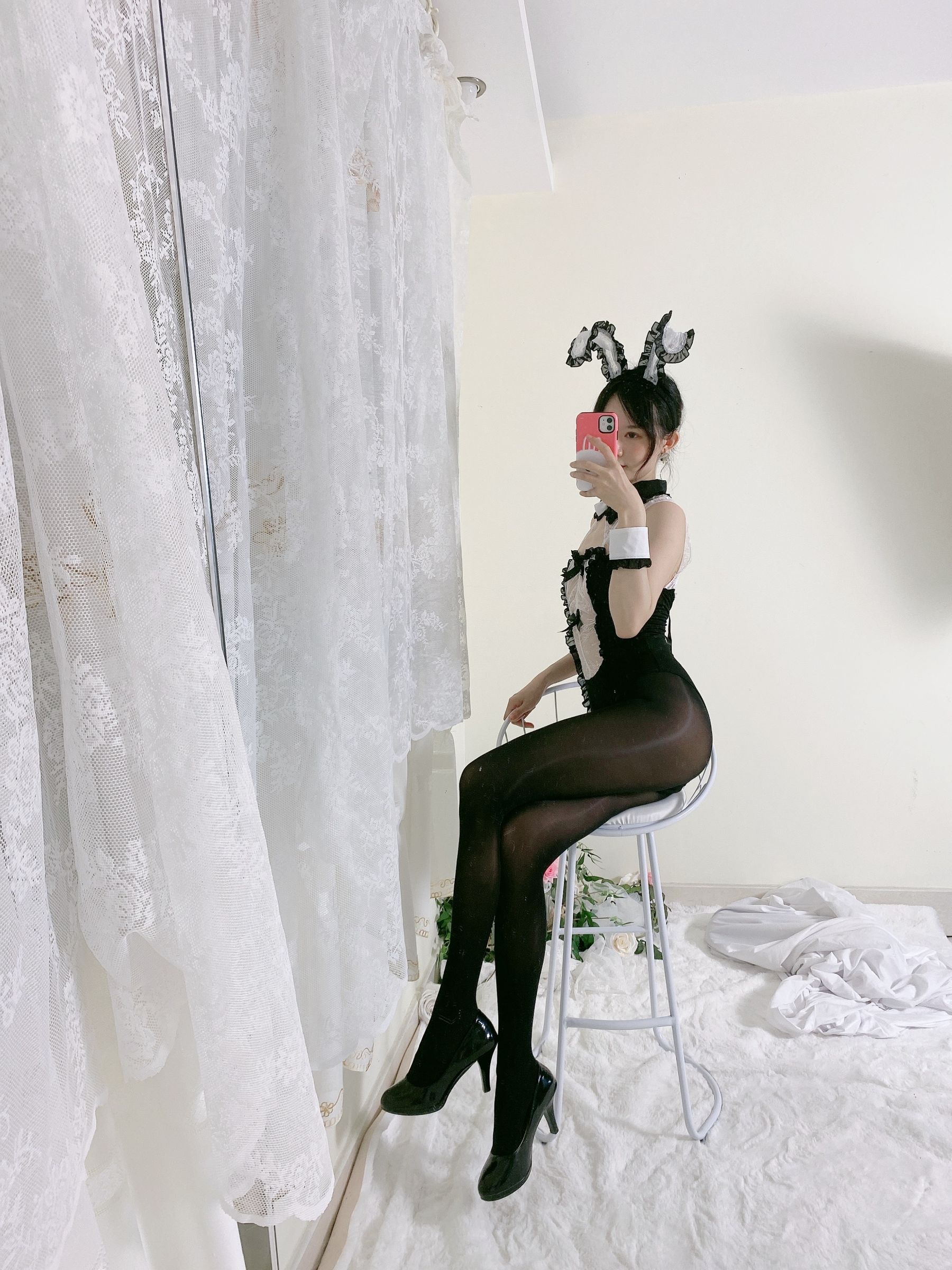 [福利COS] 51酱 - 油光袜第9张