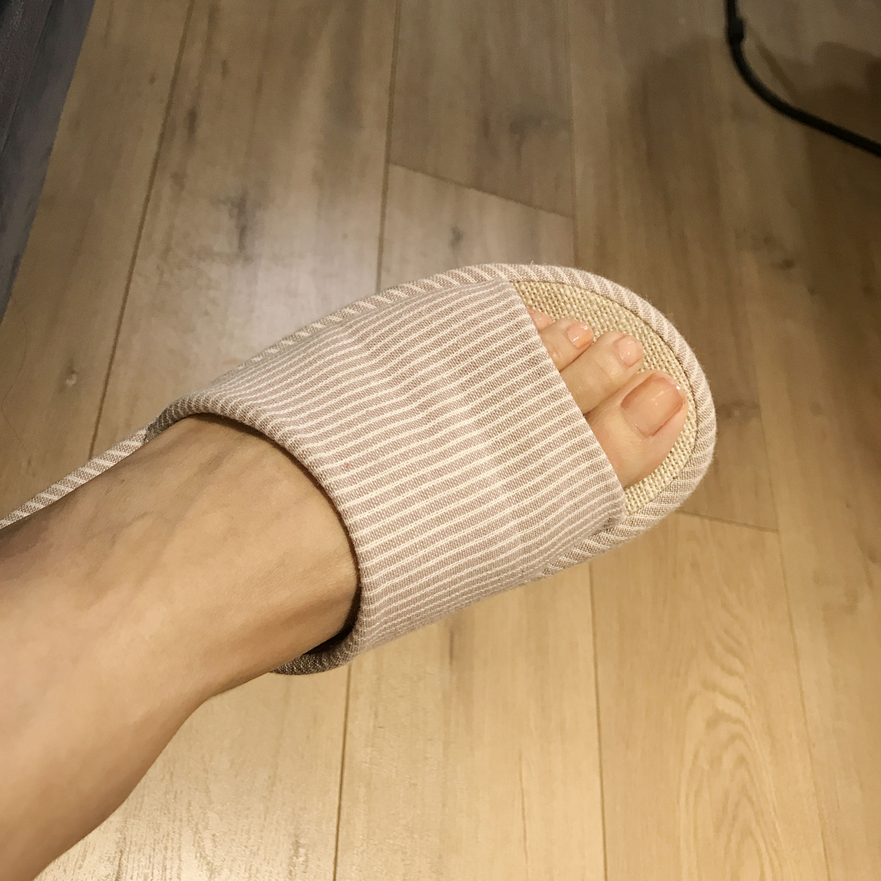 [福利COS] 安乔乔儿(Nia乔乔) No.001 牛奶洗脚第1张