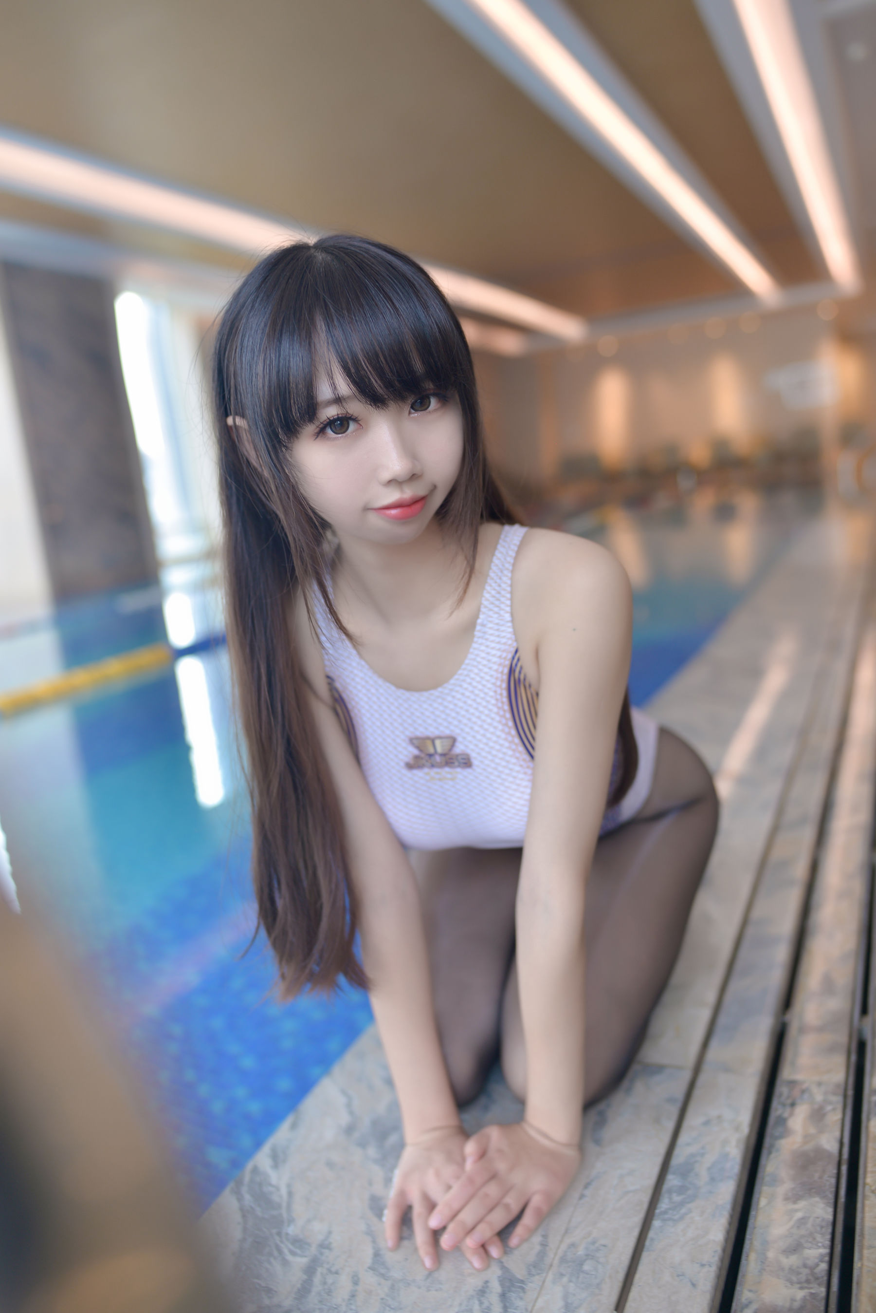 [福利COS] Cos小姐姐雪琪 - 竞技泳衣第48张