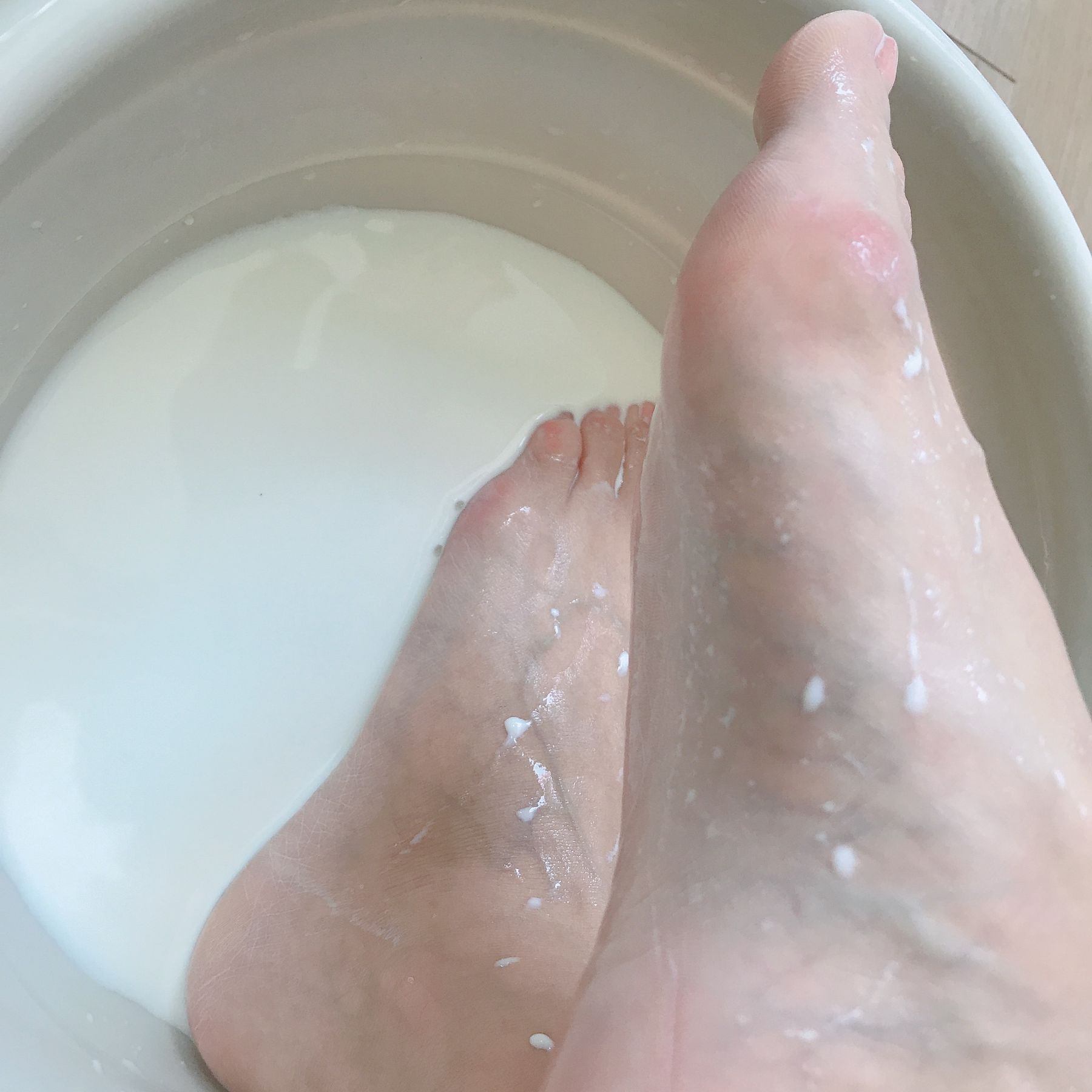 [福利COS] 安乔乔儿(Nia乔乔) No.001 牛奶洗脚第34张