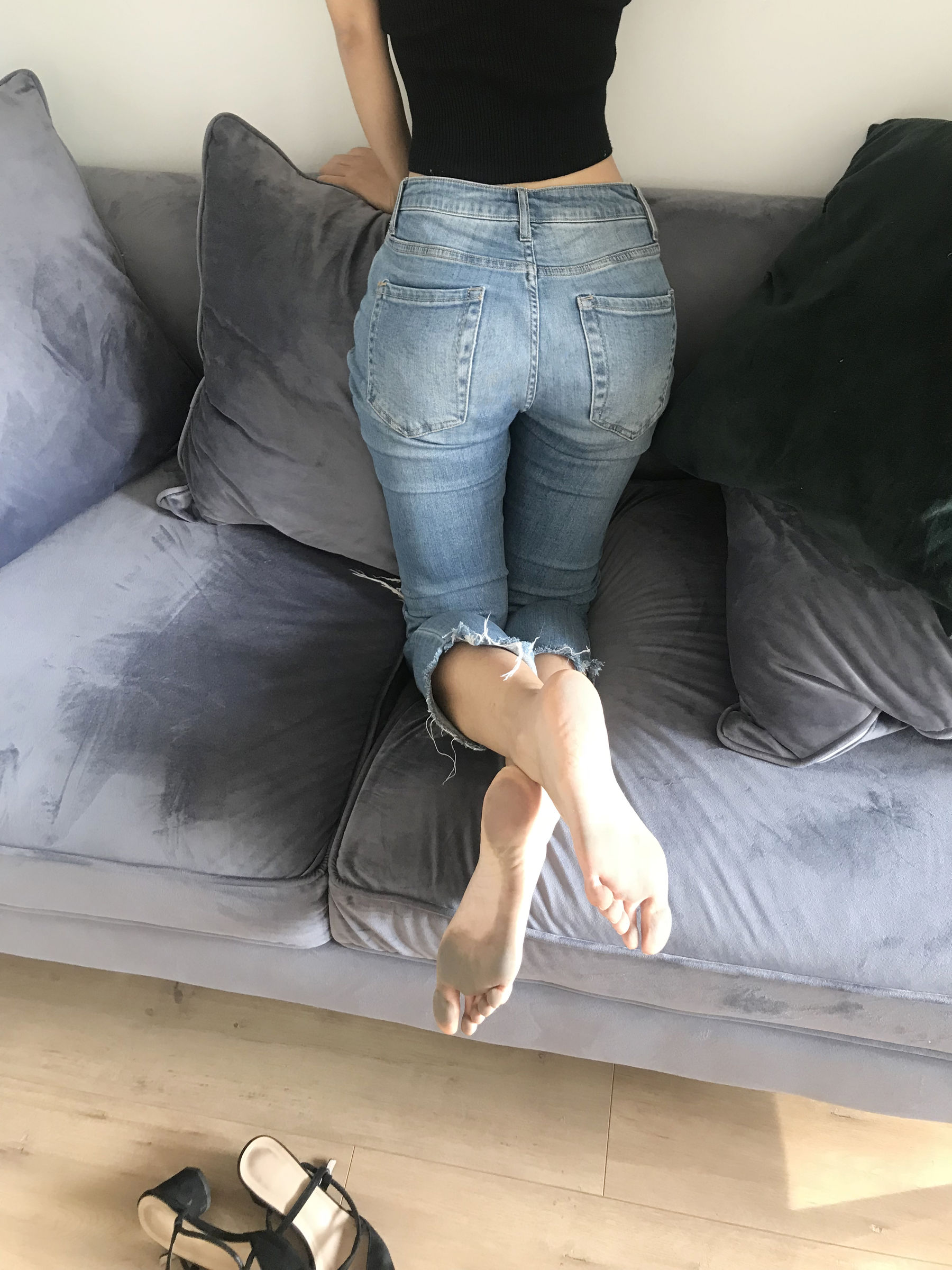 [福利COS] 安乔乔儿(Nia乔乔) No.015 脏脚踩鸡蛋第26张