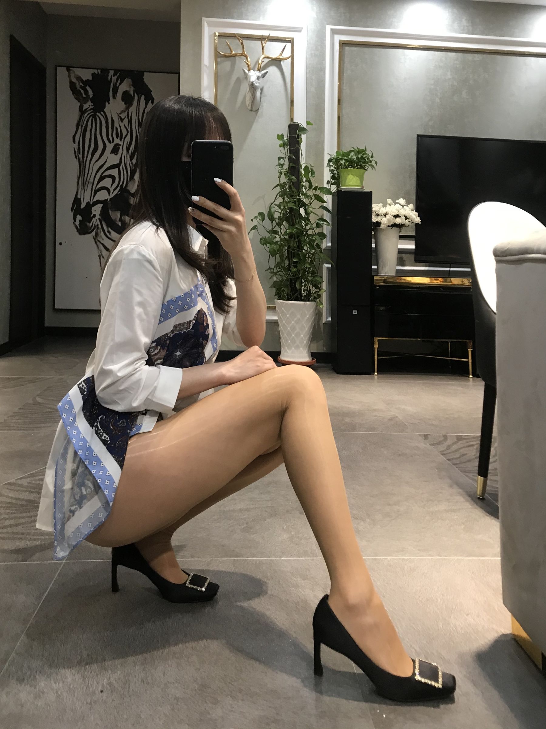 [福利COS] 丝足博主麋鹿_Monroe 2020.04.29 肉色亮丝第10张