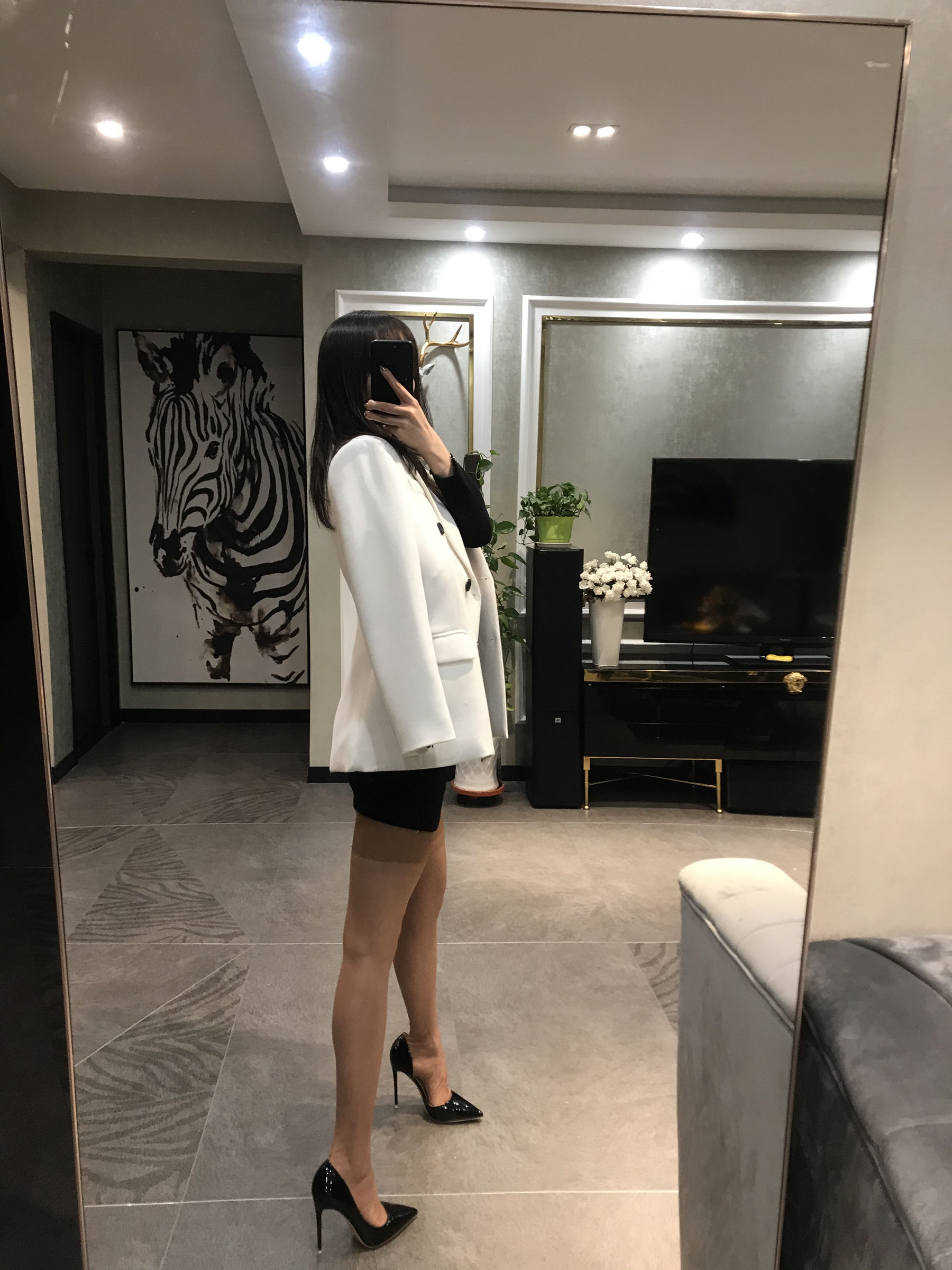 [福利COS] 丝足博主麋鹿_Monroe 2020.04.09 桃肉吊袜第1张