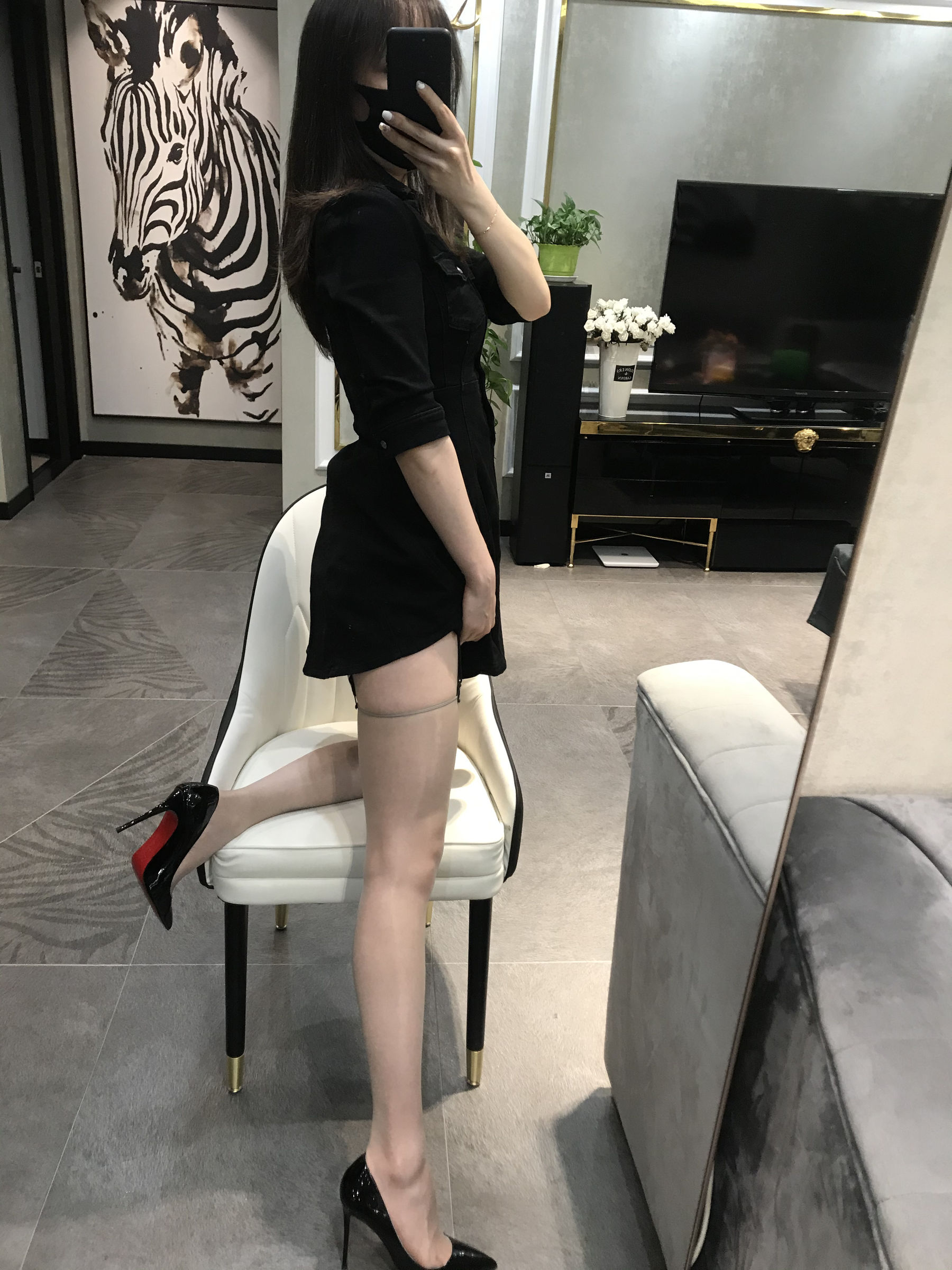 [福利COS] 丝足博主麋鹿_Monroe 2020.06.10 看看美腿第10张