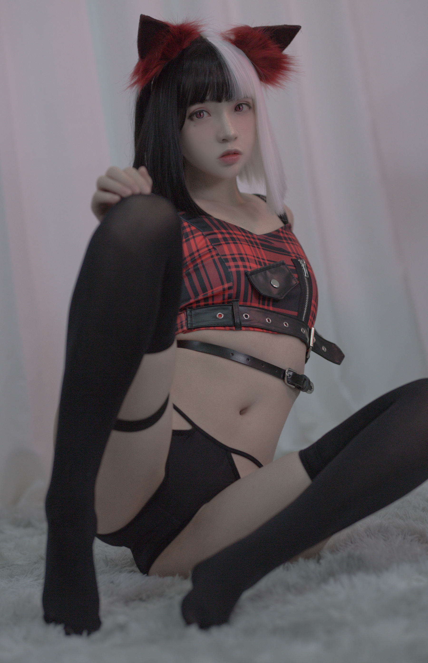 [福利COS] 疯猫ss - 黑白魔女库伊拉第13张