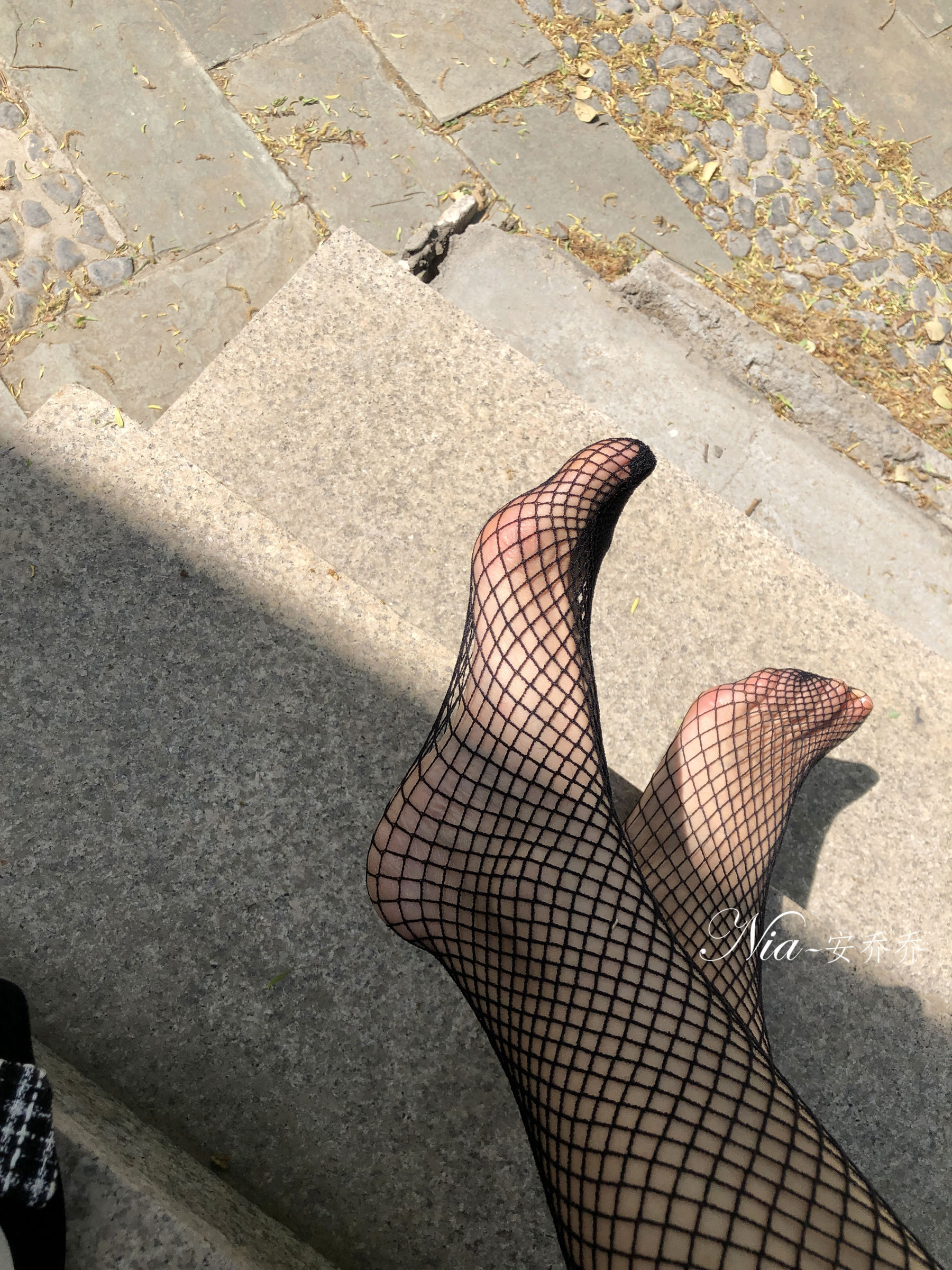 [福利COS] 安乔乔儿(Nia乔乔) No.021 不小心被发现了第40张