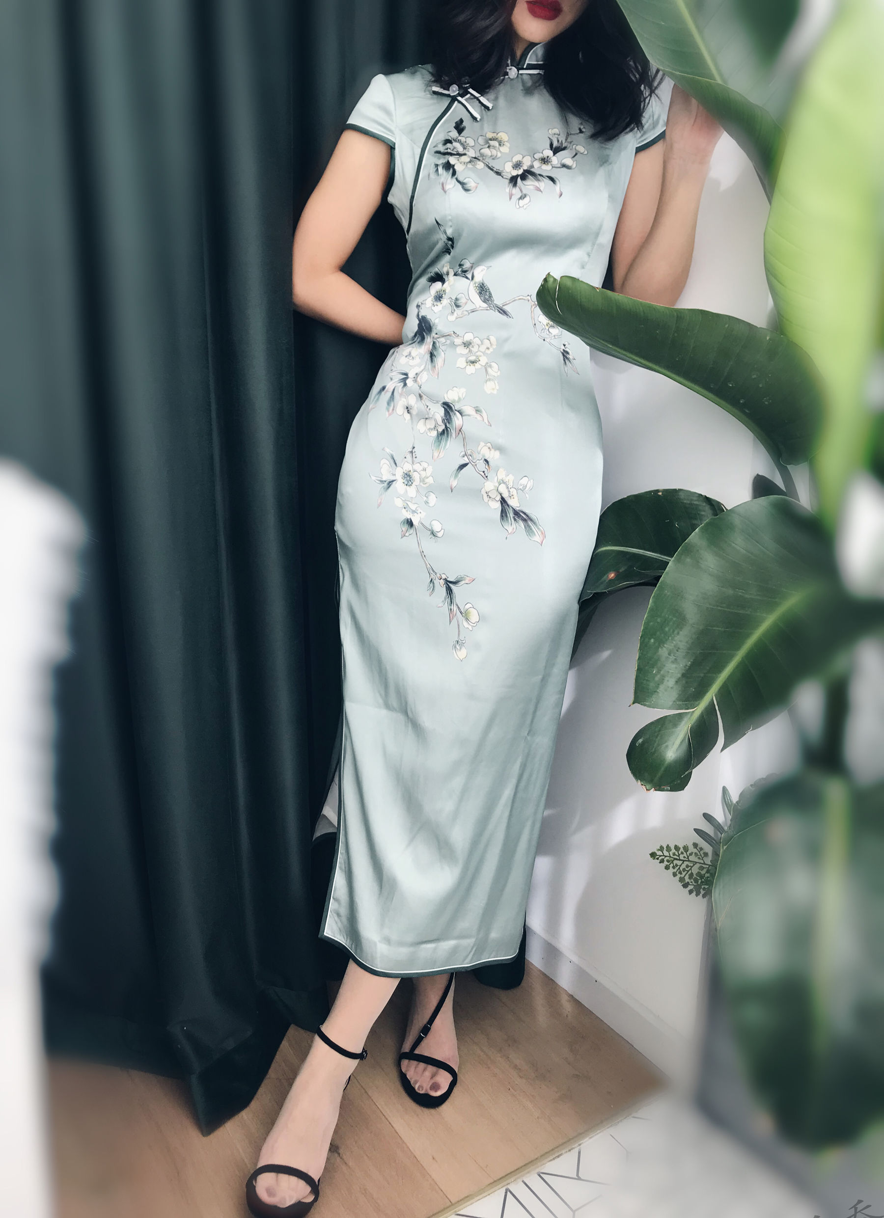 [福利COS] 安乔乔儿(Nia乔乔) No.017 安乔乔儿 黑丝旗袍第26张