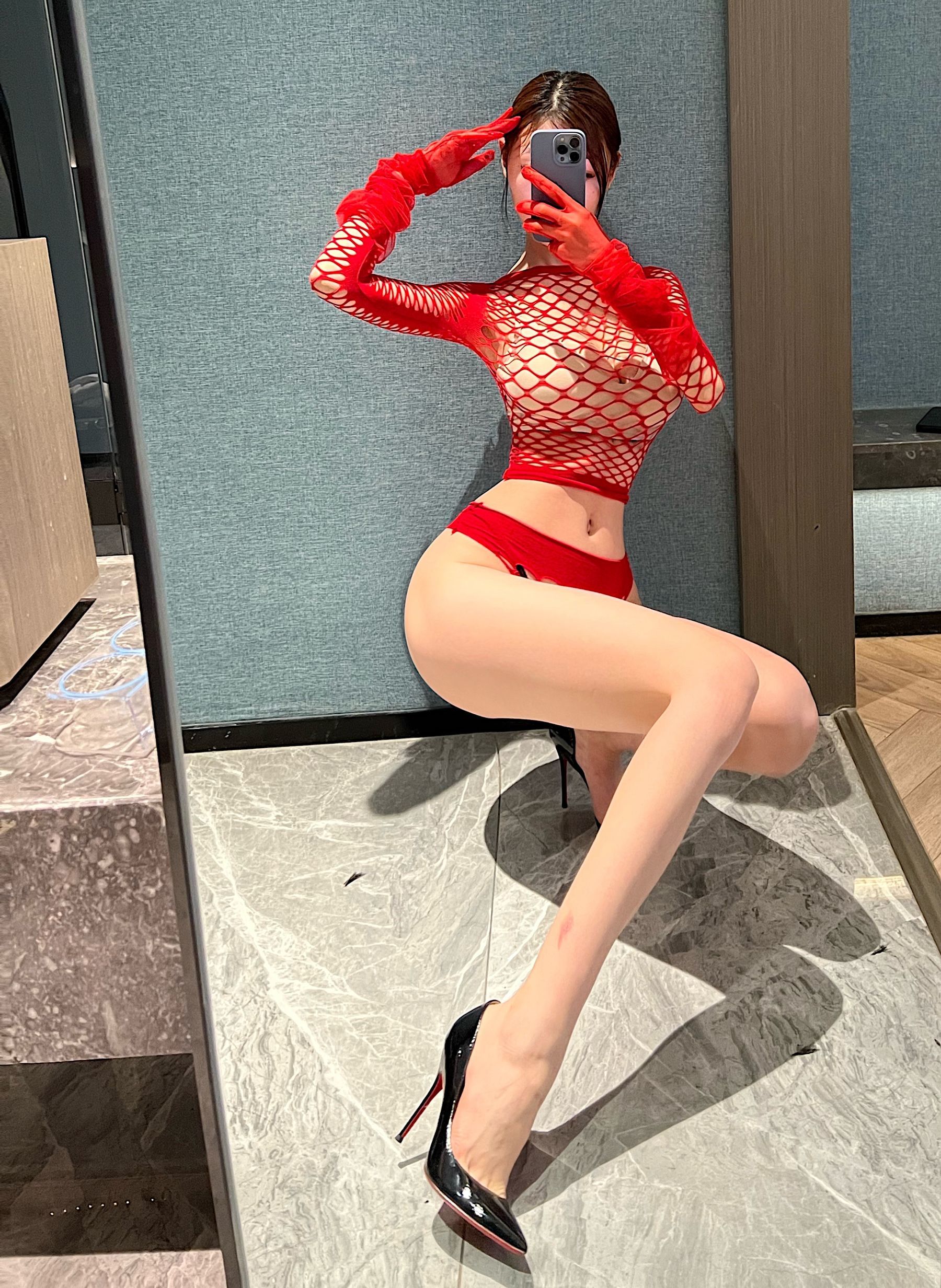 [福利COS] 性感网红dearie的会员写真第22张