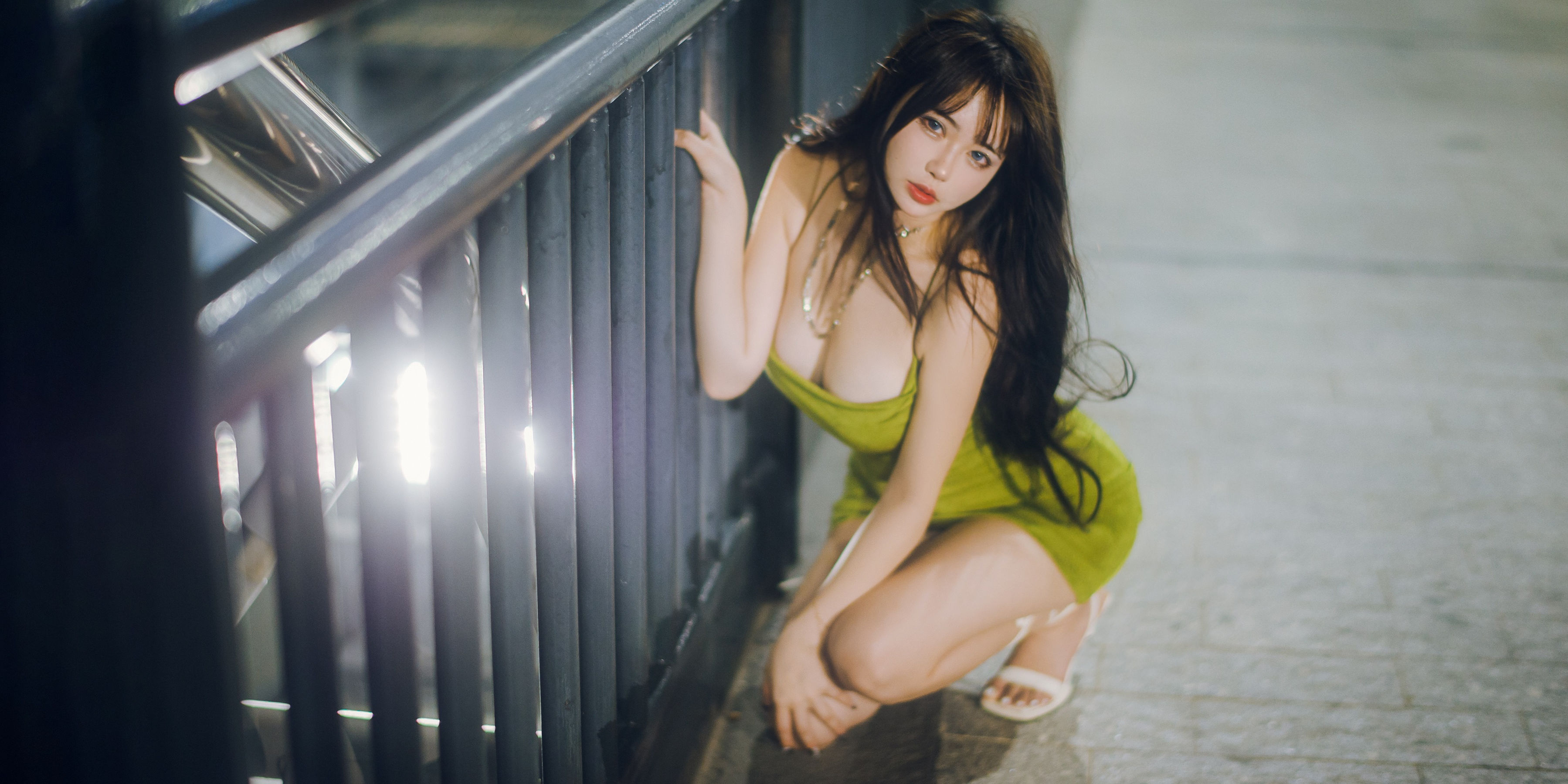 [福利COS] Tina很妖孽呀 - 绿色连衣裙第12张