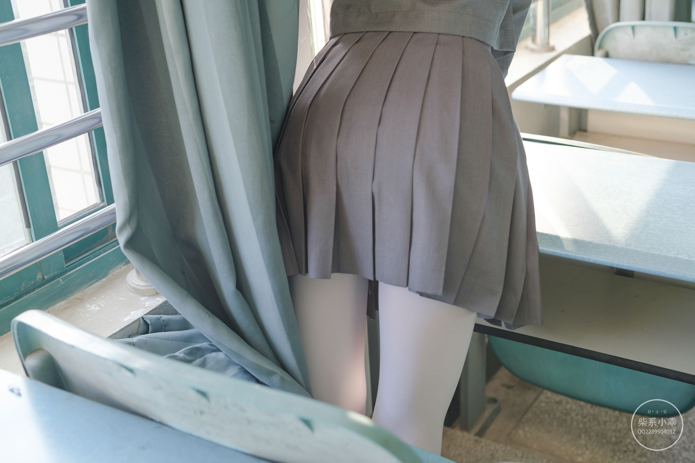 [福利COS] 柴系小乖(稚乖画册) - 夜夜 教室第6张