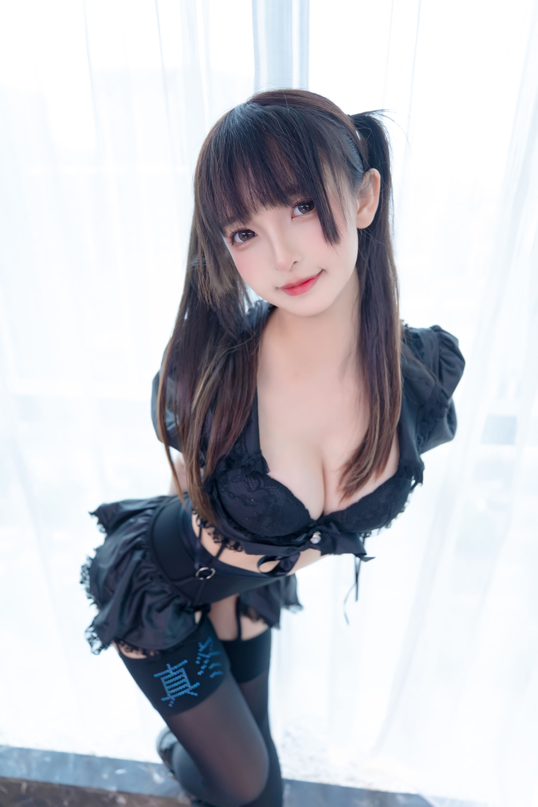 [福利COS] 萝莉神楽板真冬 之足底星光第12张