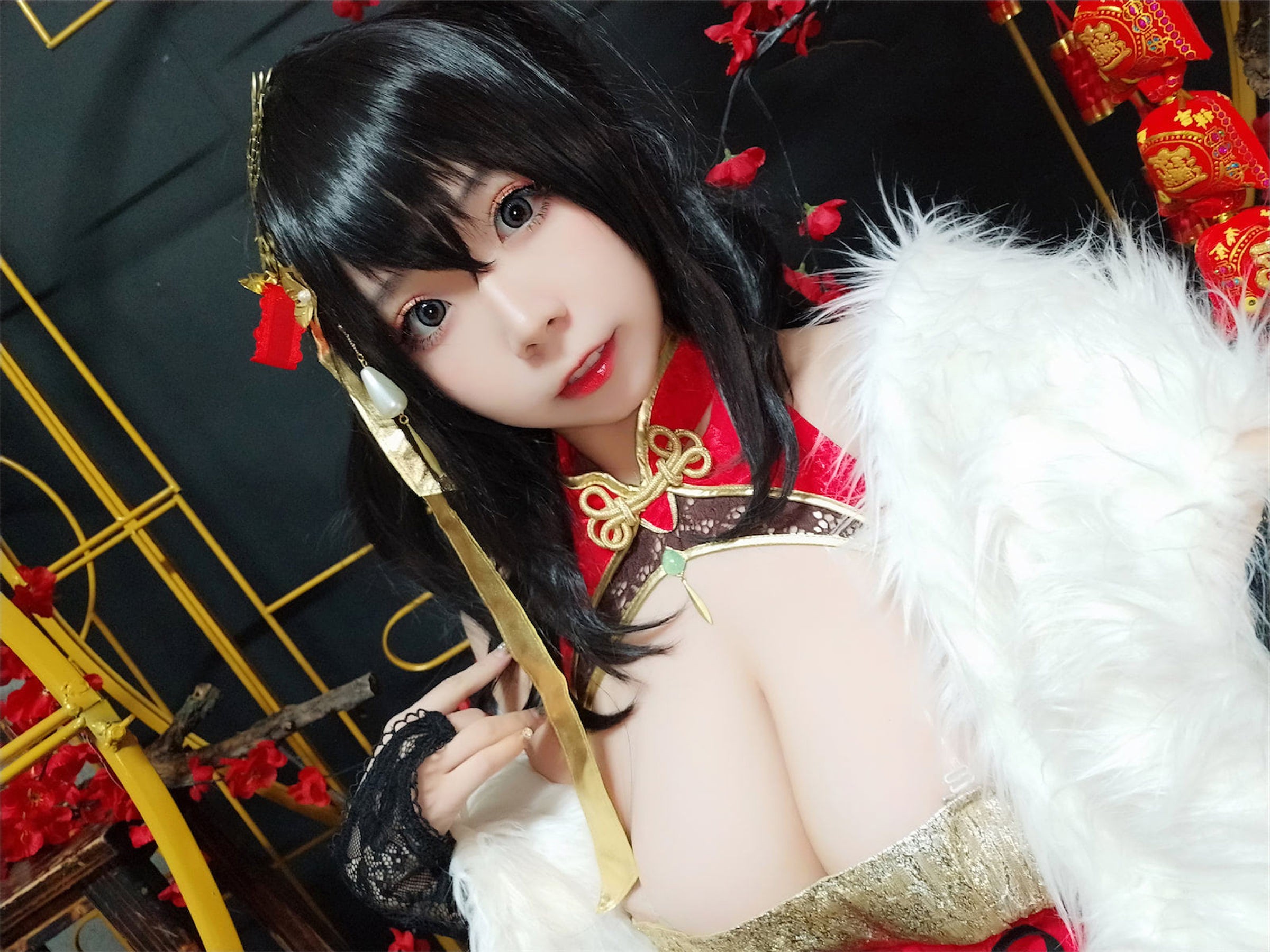 [福利COS] 自闭颜球球(无颜小天使wy) - 碧蓝航线 大凤红旗袍第14张