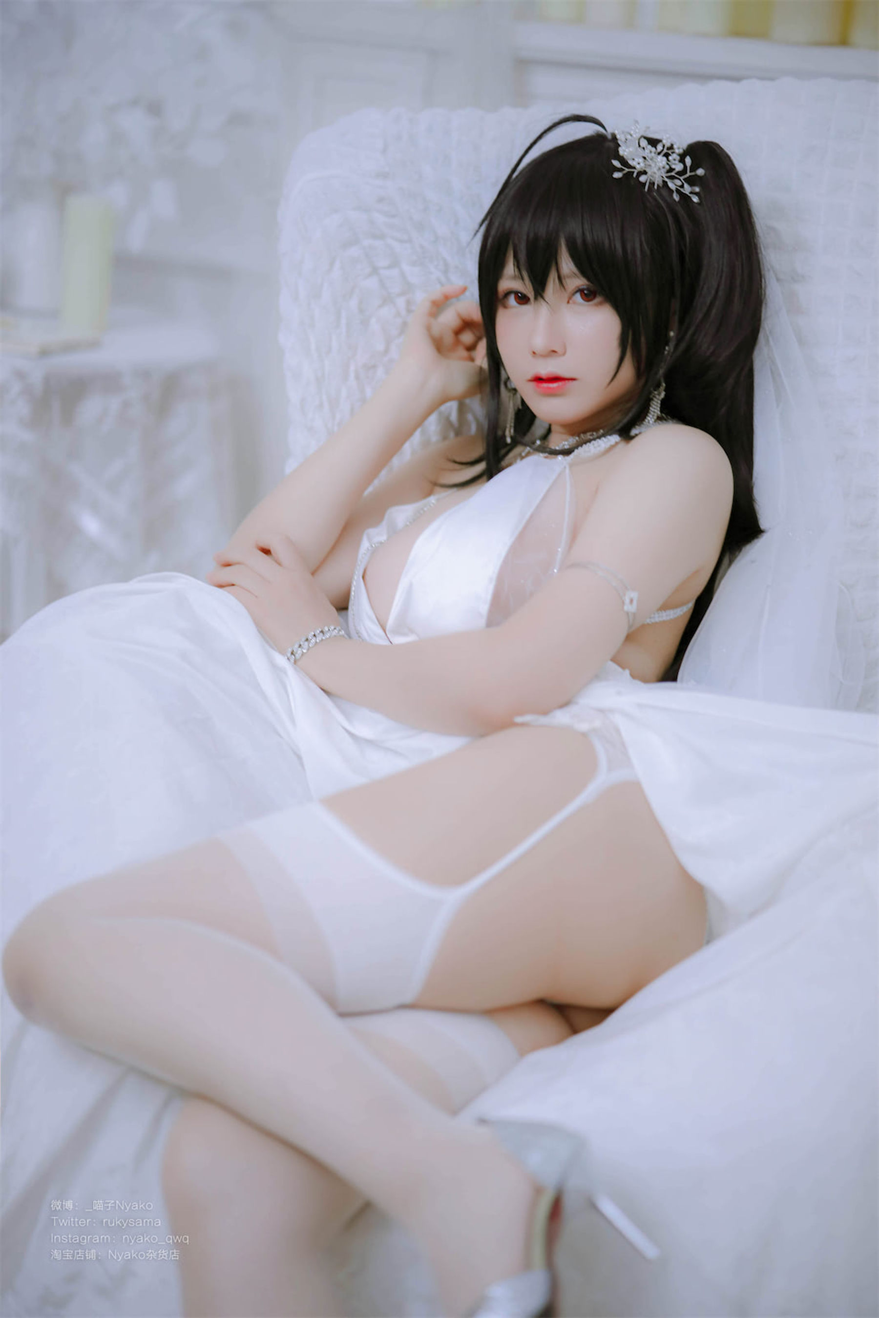 [福利COS] 萌妹子Nyako喵子 - 大凤纯白婚纱第18张