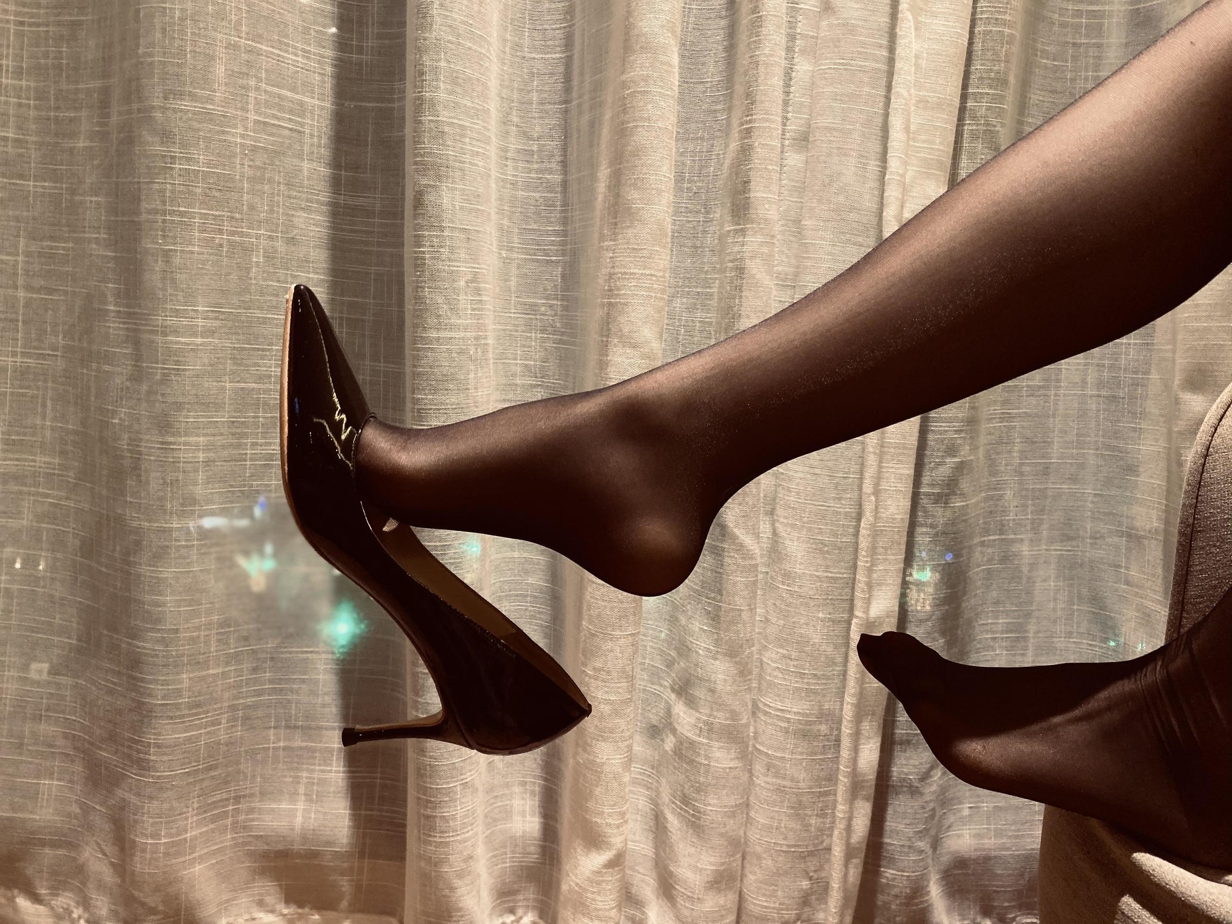 [福利COS] 软妹小九九 丝足微信朋友圈收费资源打包下载2第8张