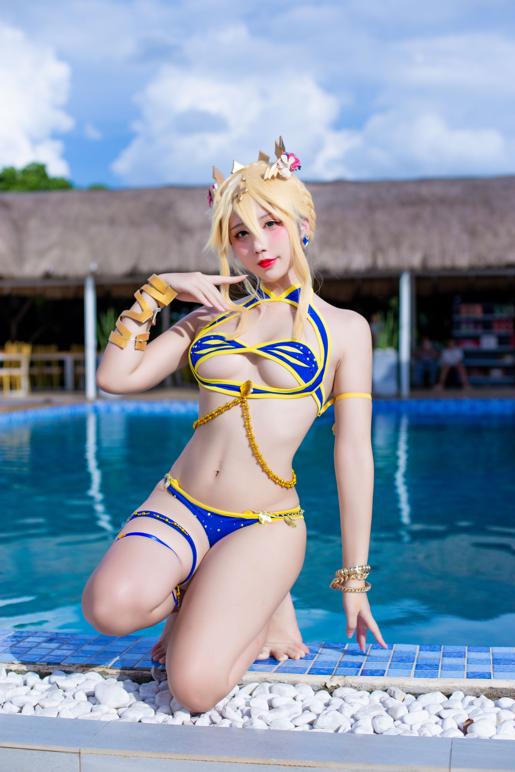 [福利COS] 动漫博主九曲Jean - 白枪呆同人泳装第5张