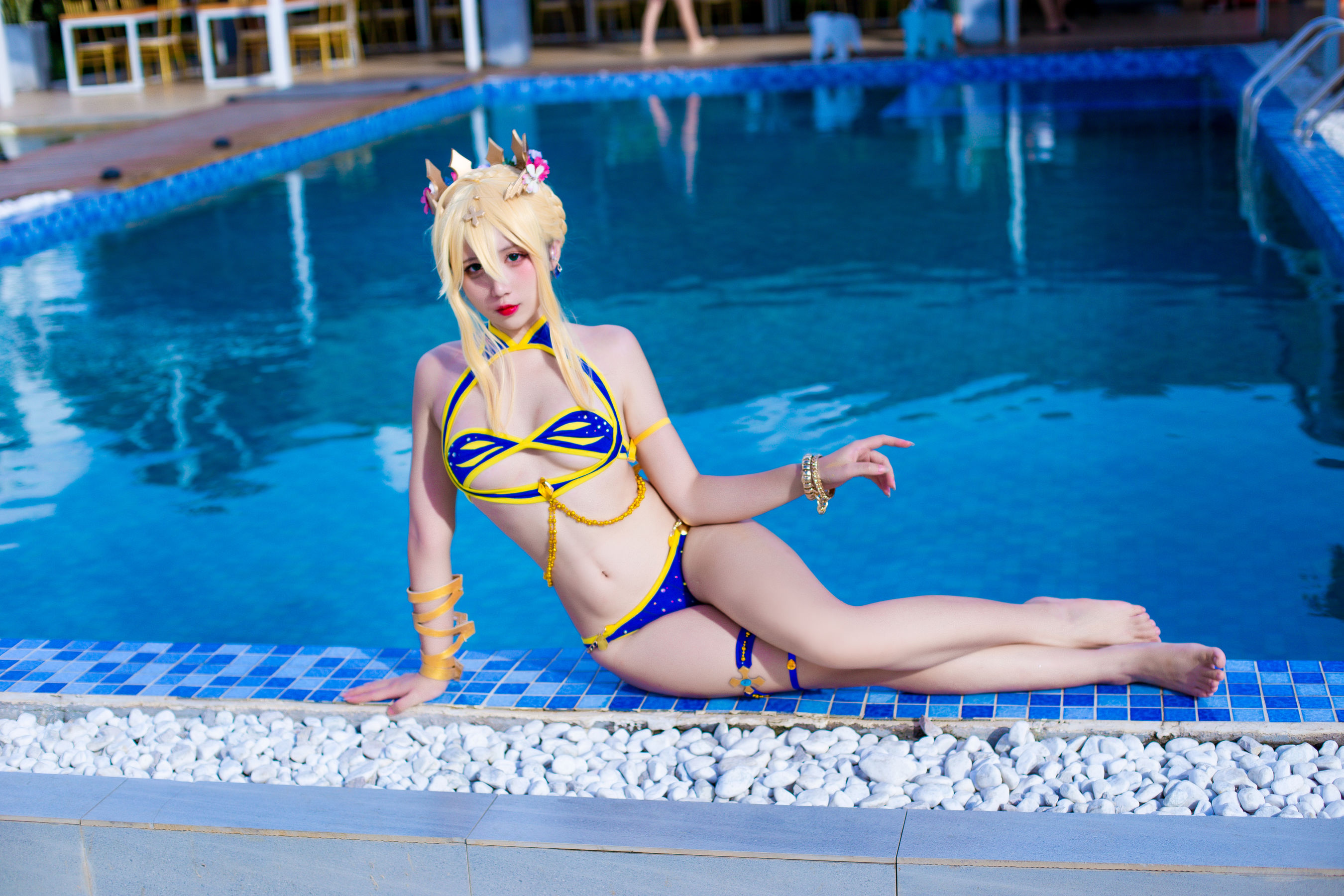 [福利COS] 动漫博主九曲Jean - 白枪呆同人泳装第4张