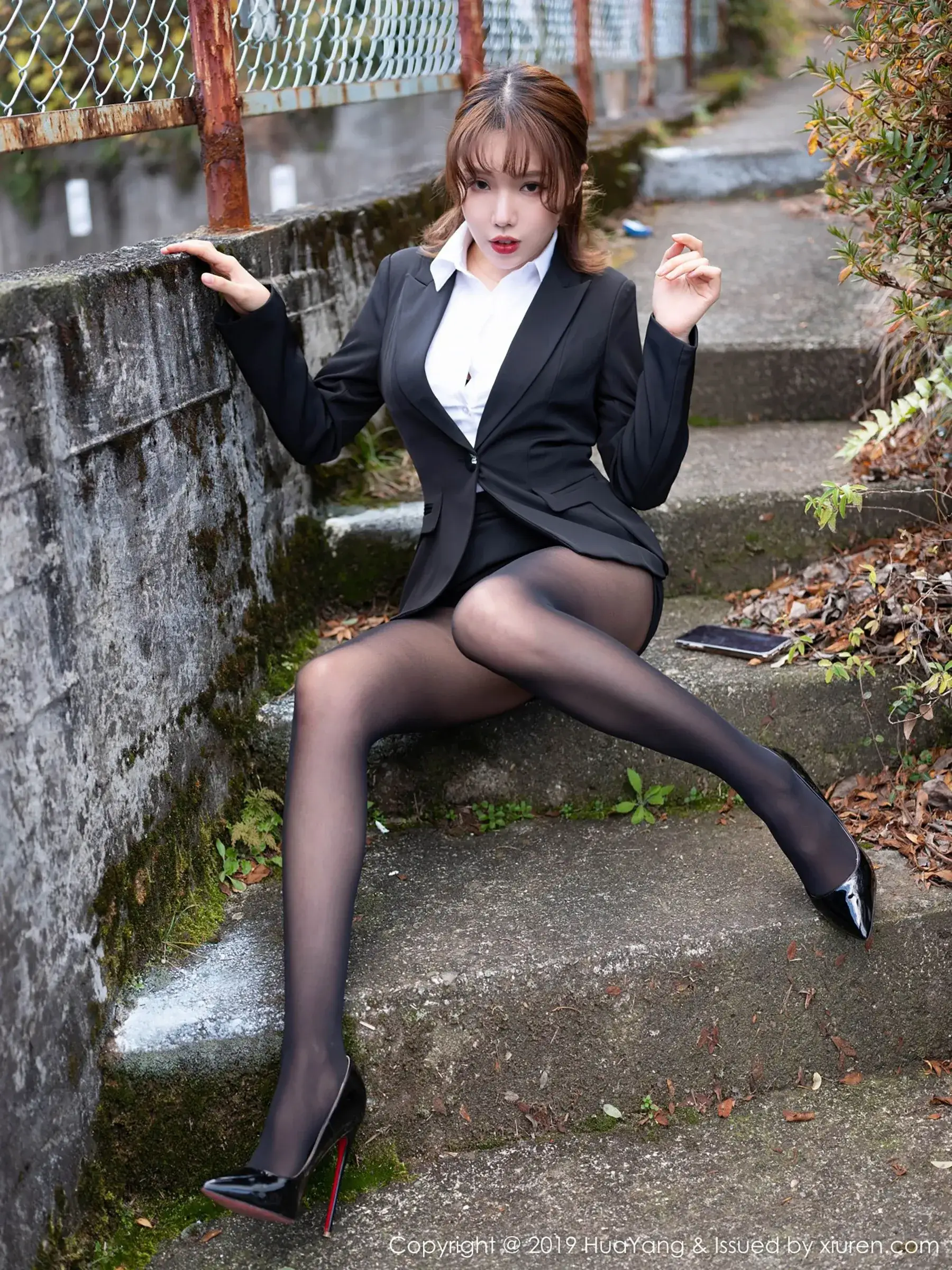  花漾 Vol.113 黄楽然第1张