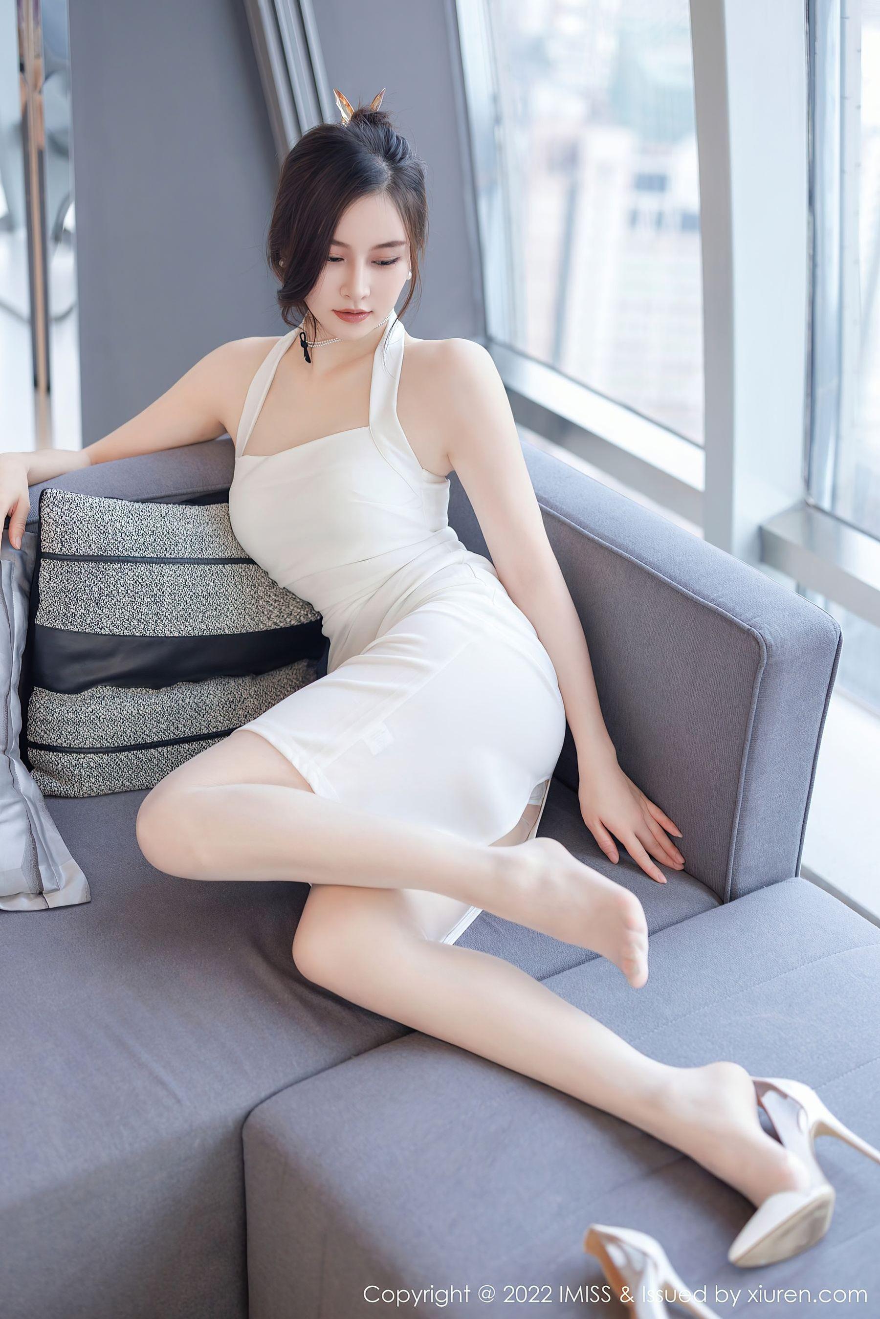 爱蜜社 VOL.705 Vanessa 丰腴美臀第25张