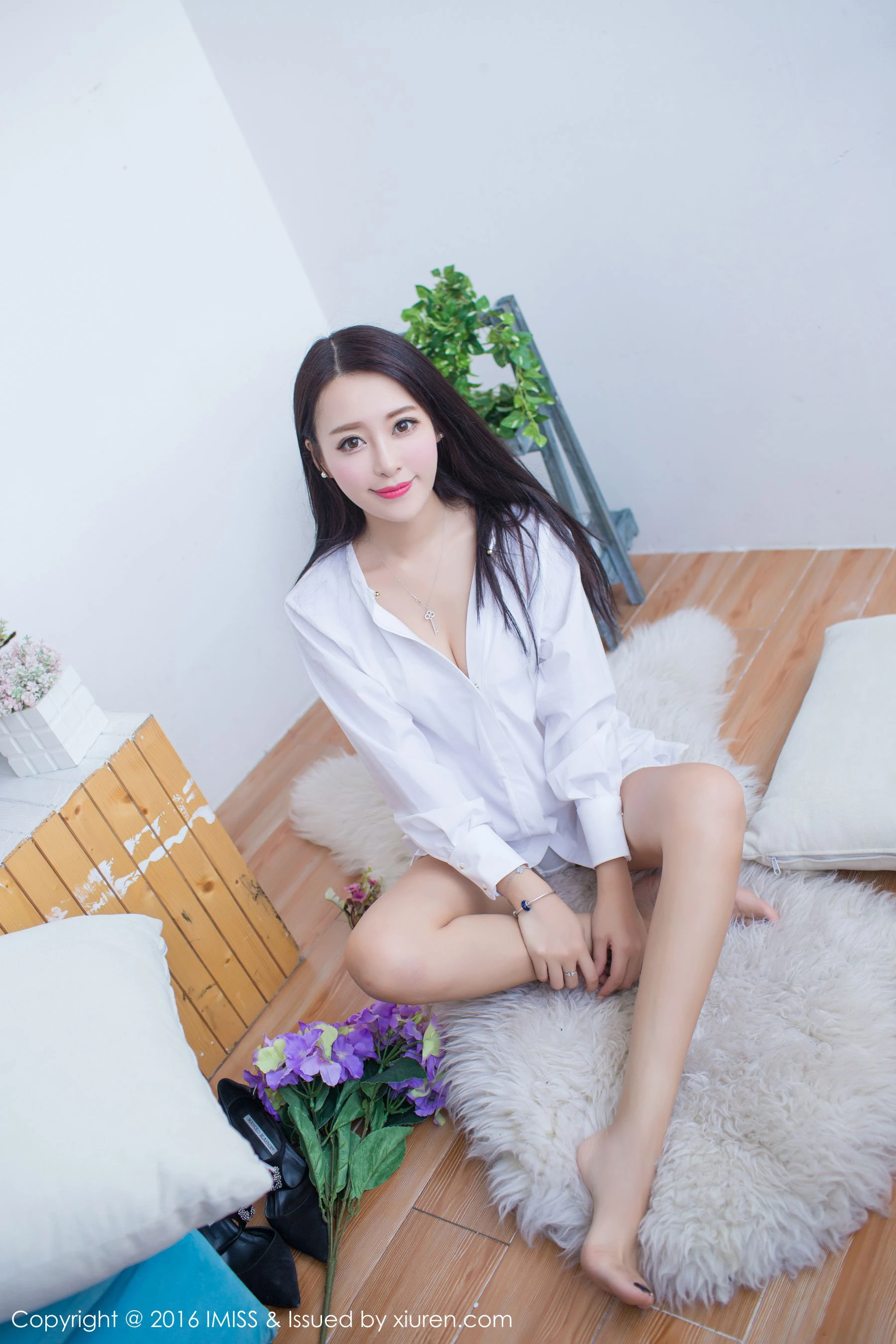  王曼妮好Q《性感睡衣+白衬衫系列》 爱蜜社IMiss Vol.137第2张