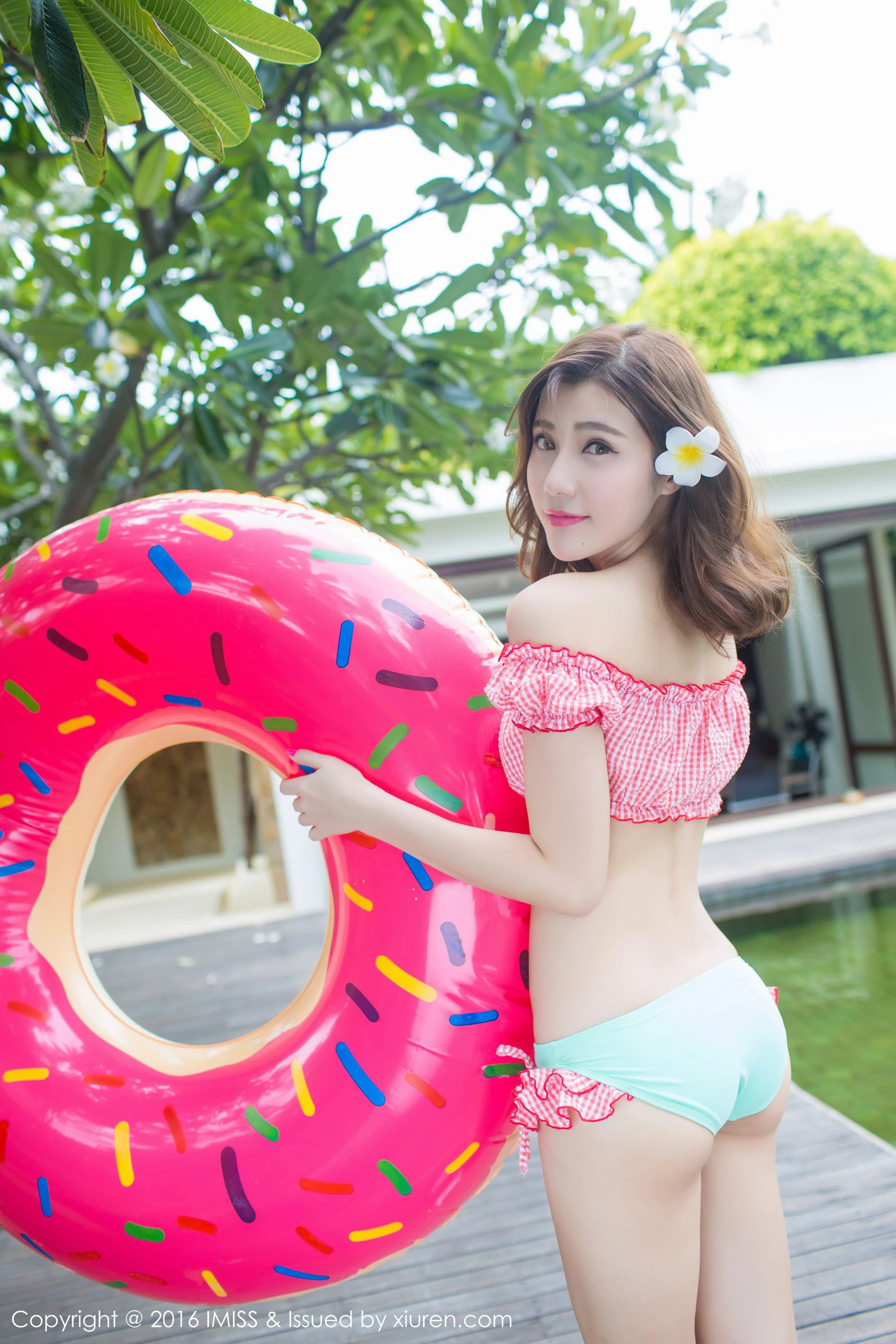  Sandy陈天扬《清纯校服系列+性感比基尼》 爱蜜社IMiss Vol.134第14张