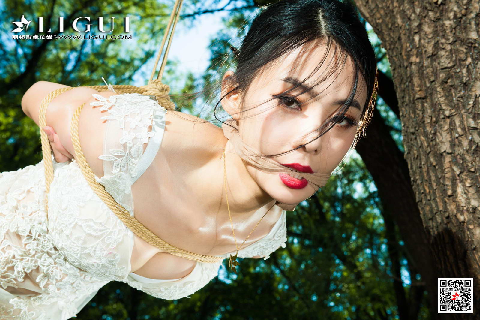 Ligui丽柜 2020.10.16《郊野无助的挣扎》白雪第8张