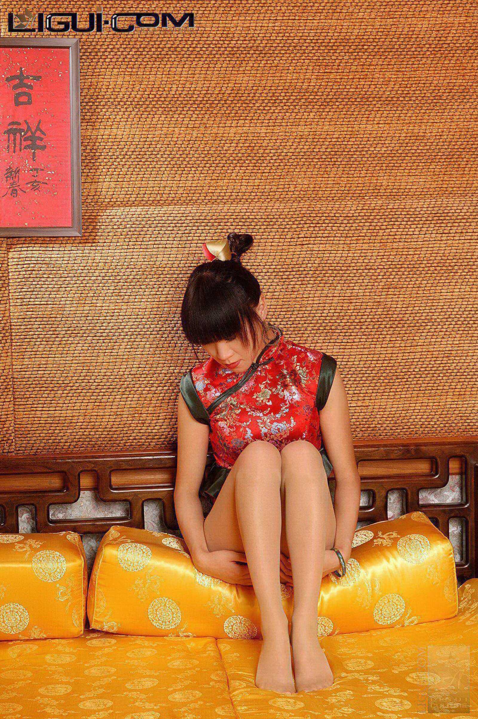 Model 伊园《古典嬌娃》 [丽柜LiGui] 丝足写真图片第6张