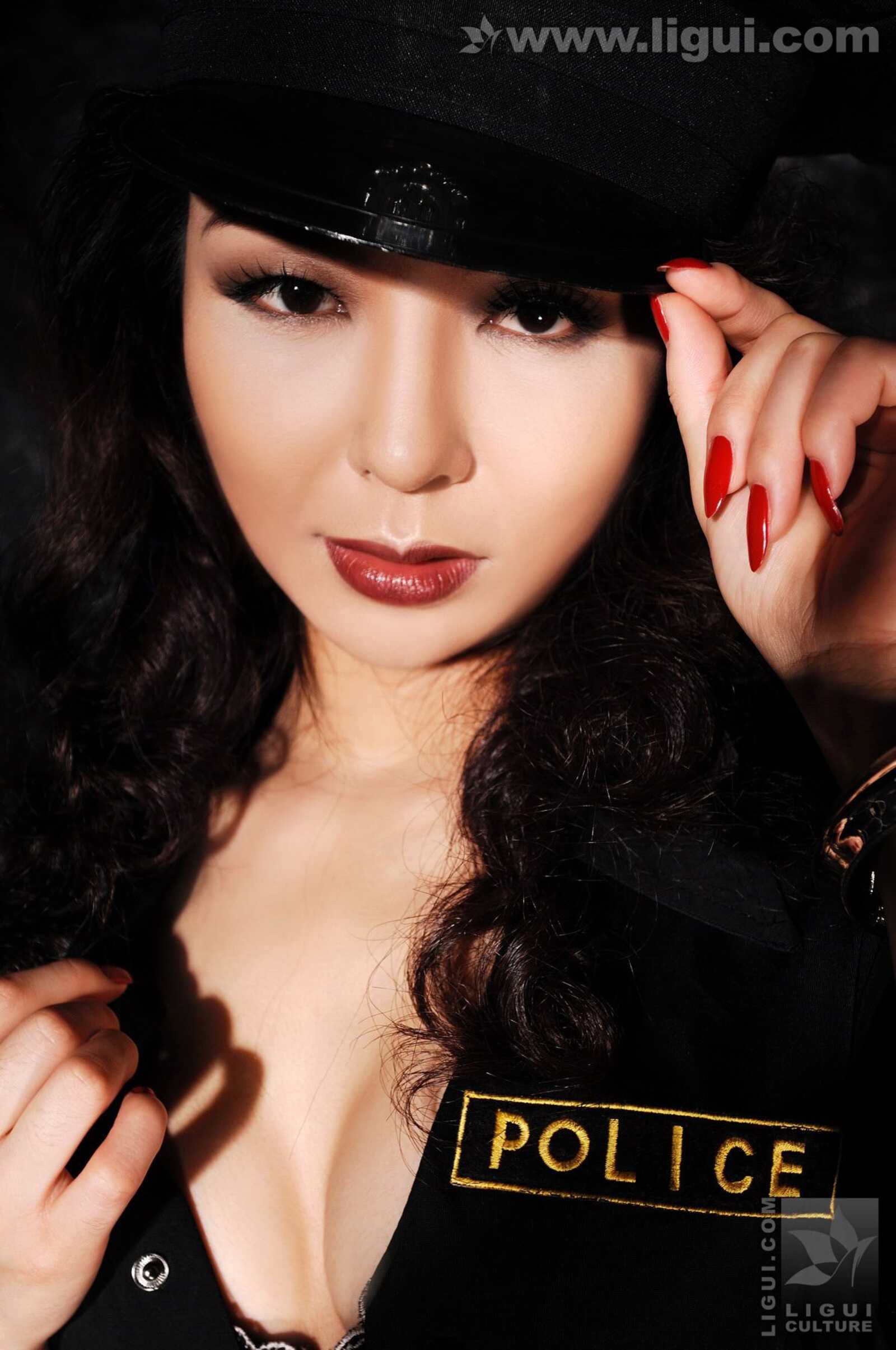Model 冰清《另类女警玩镣铐》 [丽柜美束LiGui] 丝第4张