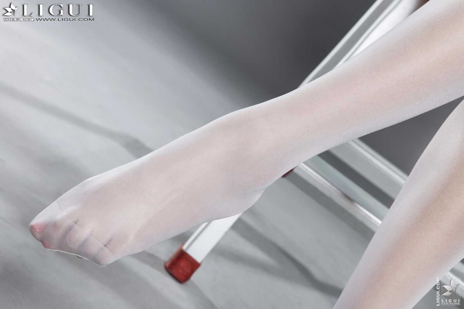 [丽柜贵足LiGui] Model 司琪《白丝护士》美腿丝足写第12张
