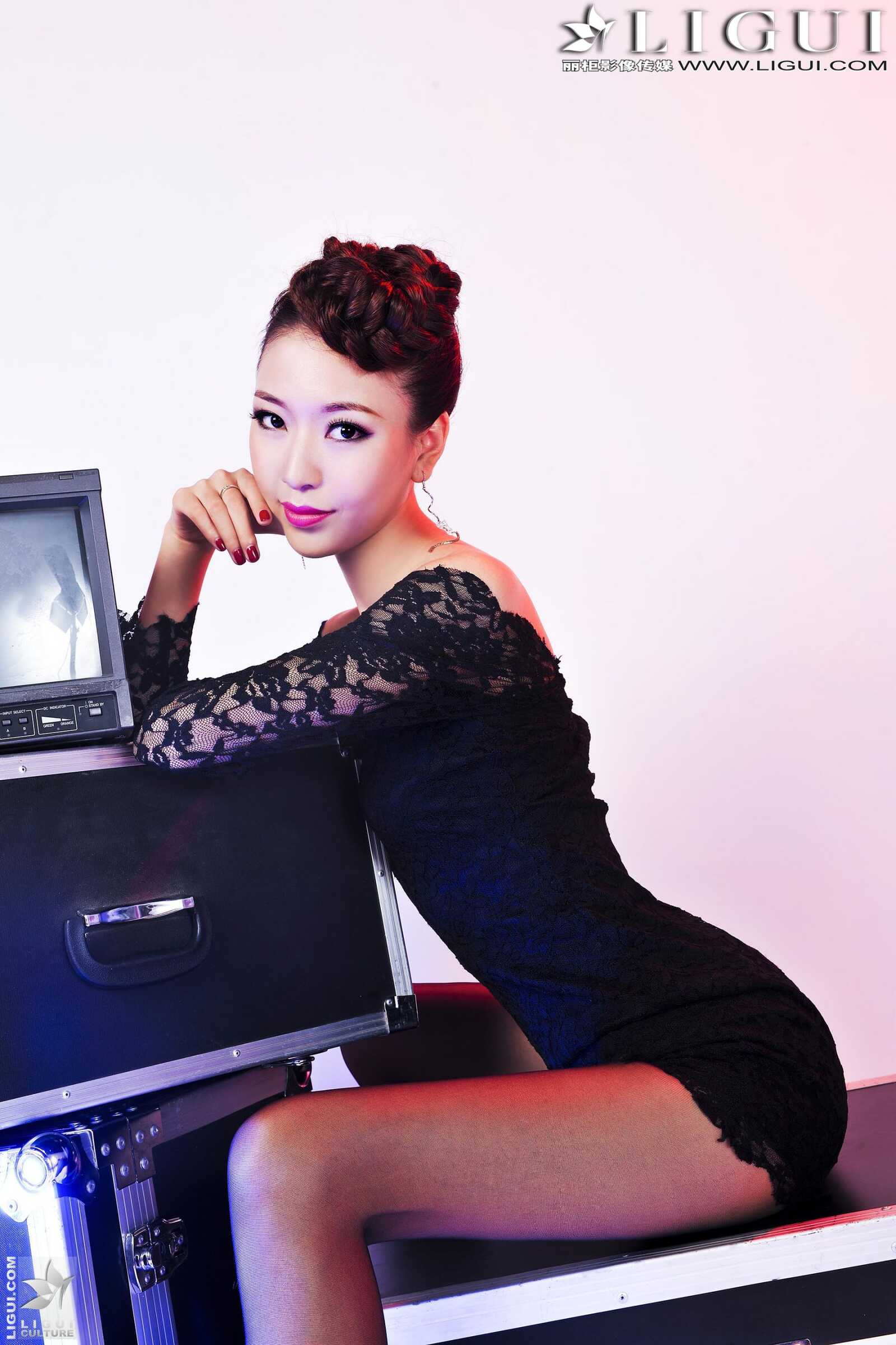 Model 文欣《时尚黑色蕾丝女郎》上下全集 [丽柜贵第9张