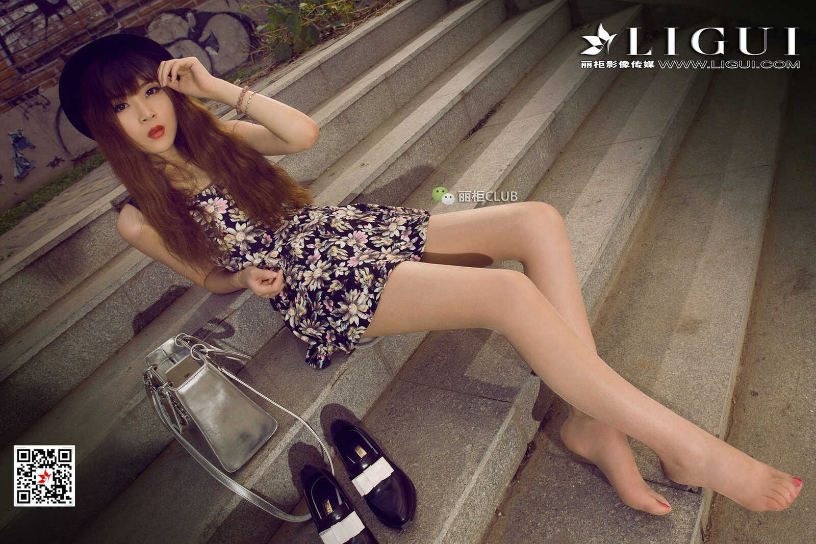 Model 允儿《连衣裙街拍美腿丝足》 [丽柜Ligui] 写第8张