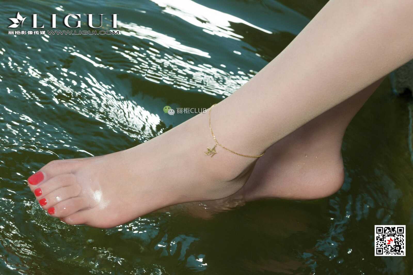 足模小戈《钓鱼小妹丝足》 [丽柜LIGUI] 网络丽人第1张