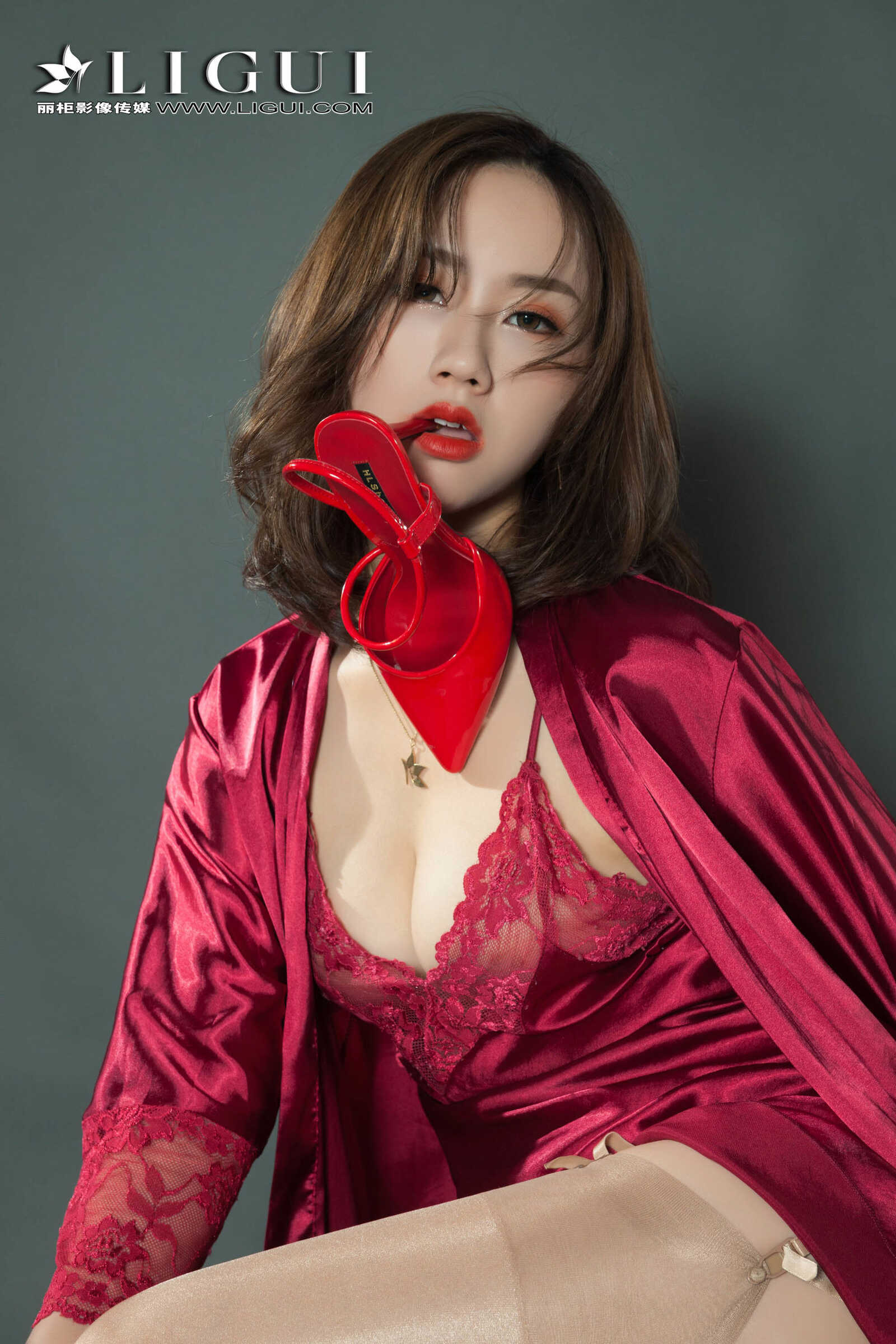 足模然然《榴莲丝袜少妇》 [丽柜Liguil] 写真集第9张