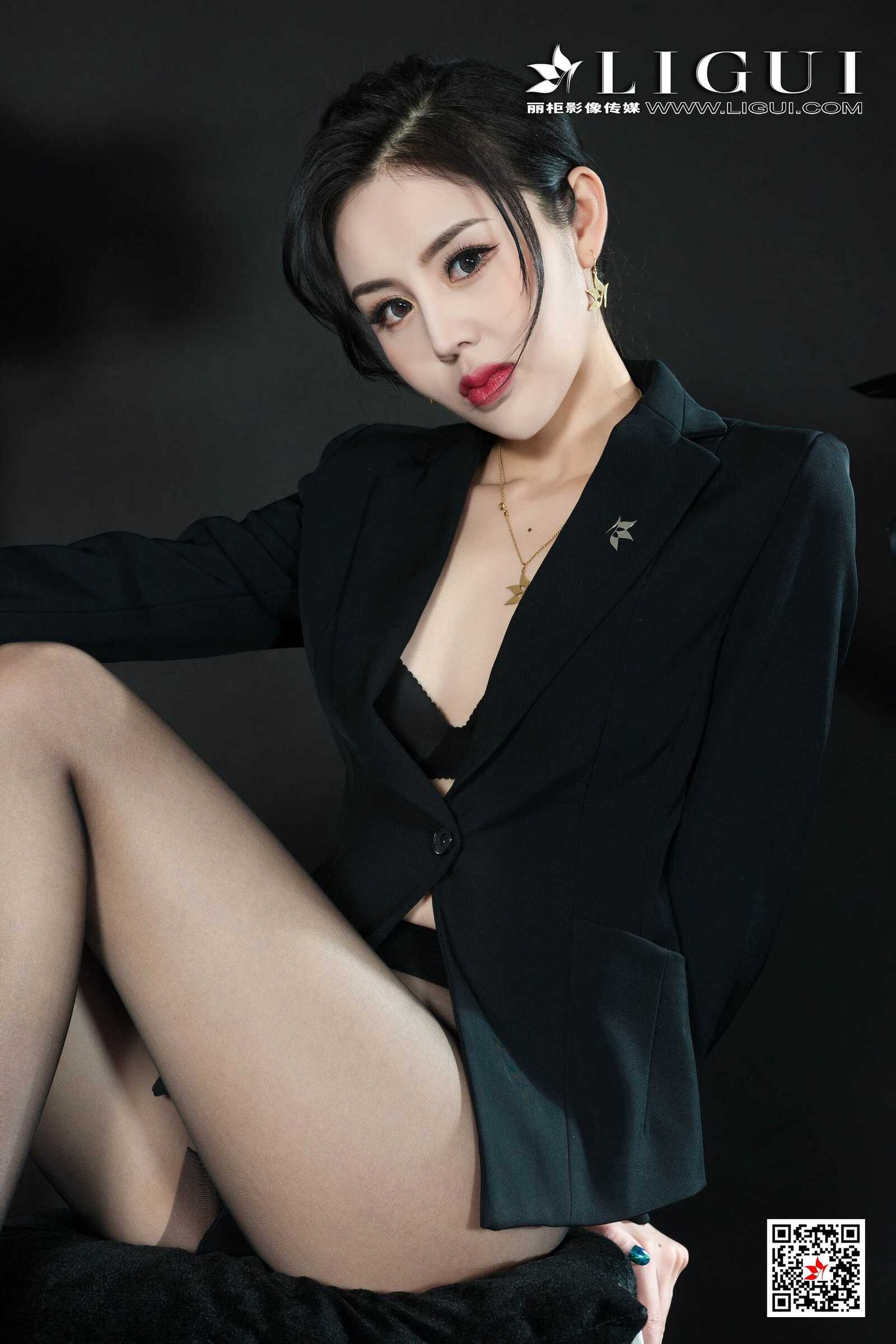 腿模凉儿《黑丝OL》 [丽柜Ligui] 网络丽人 写真集第6张