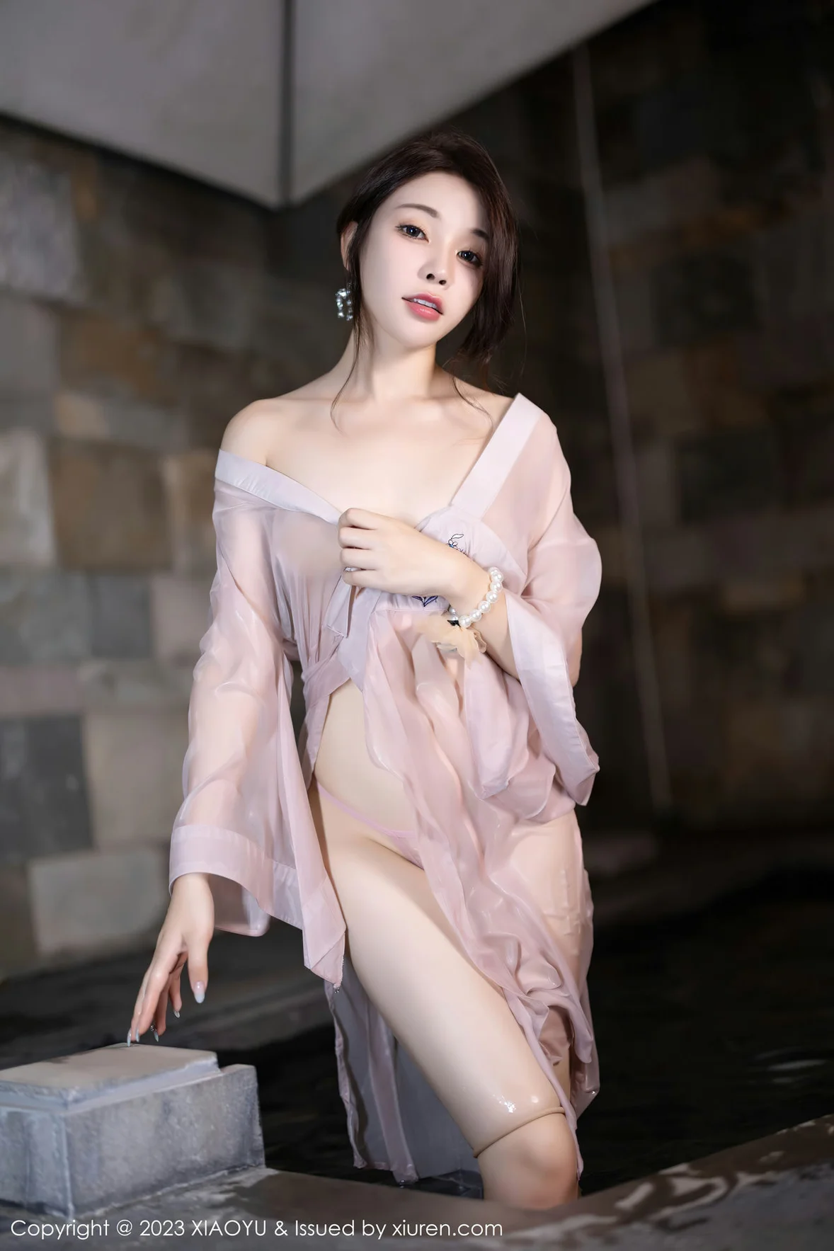  XIAOYU 语画 Vol.1076 徐莉芝Booty 轻透薄纱服饰性感写真 [85P]第19张