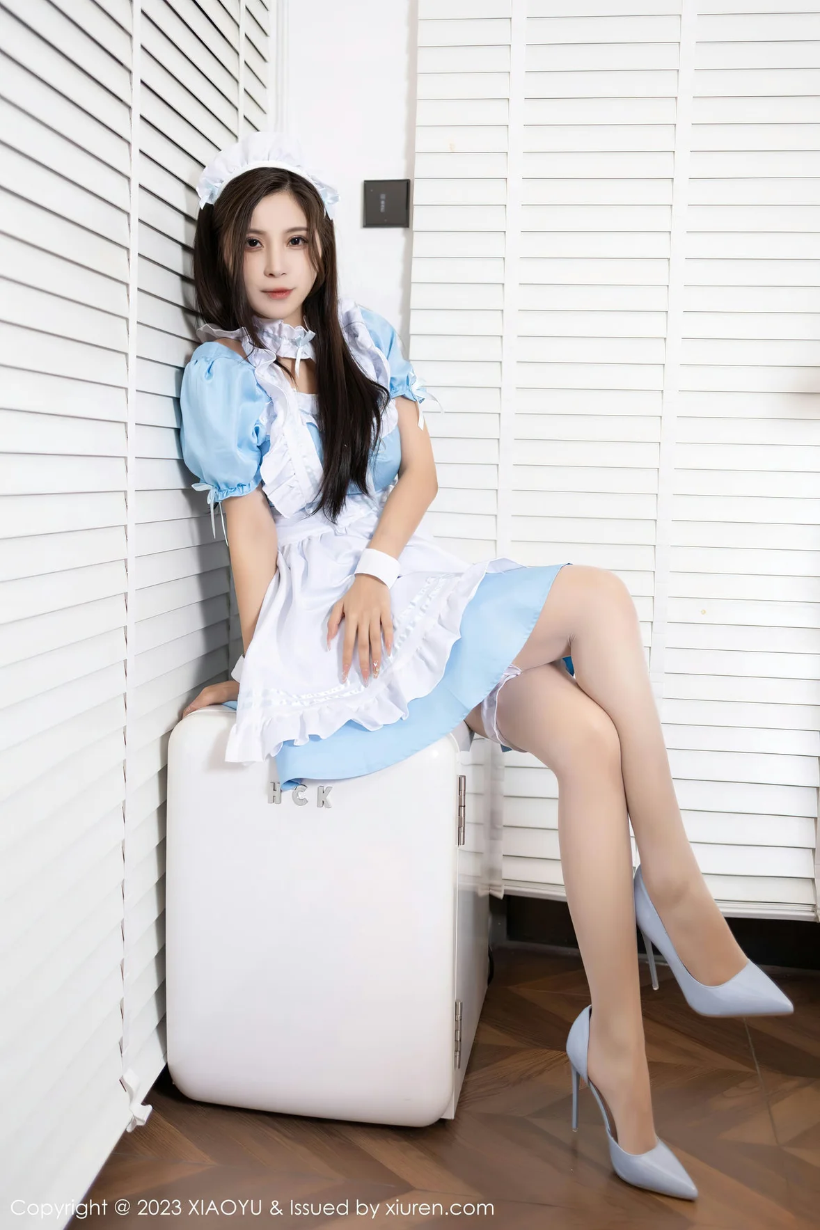 语画 Vol.1100 小蛮妖Yummy 蓝色女仆贵州旅拍写真11 [84P]第5张