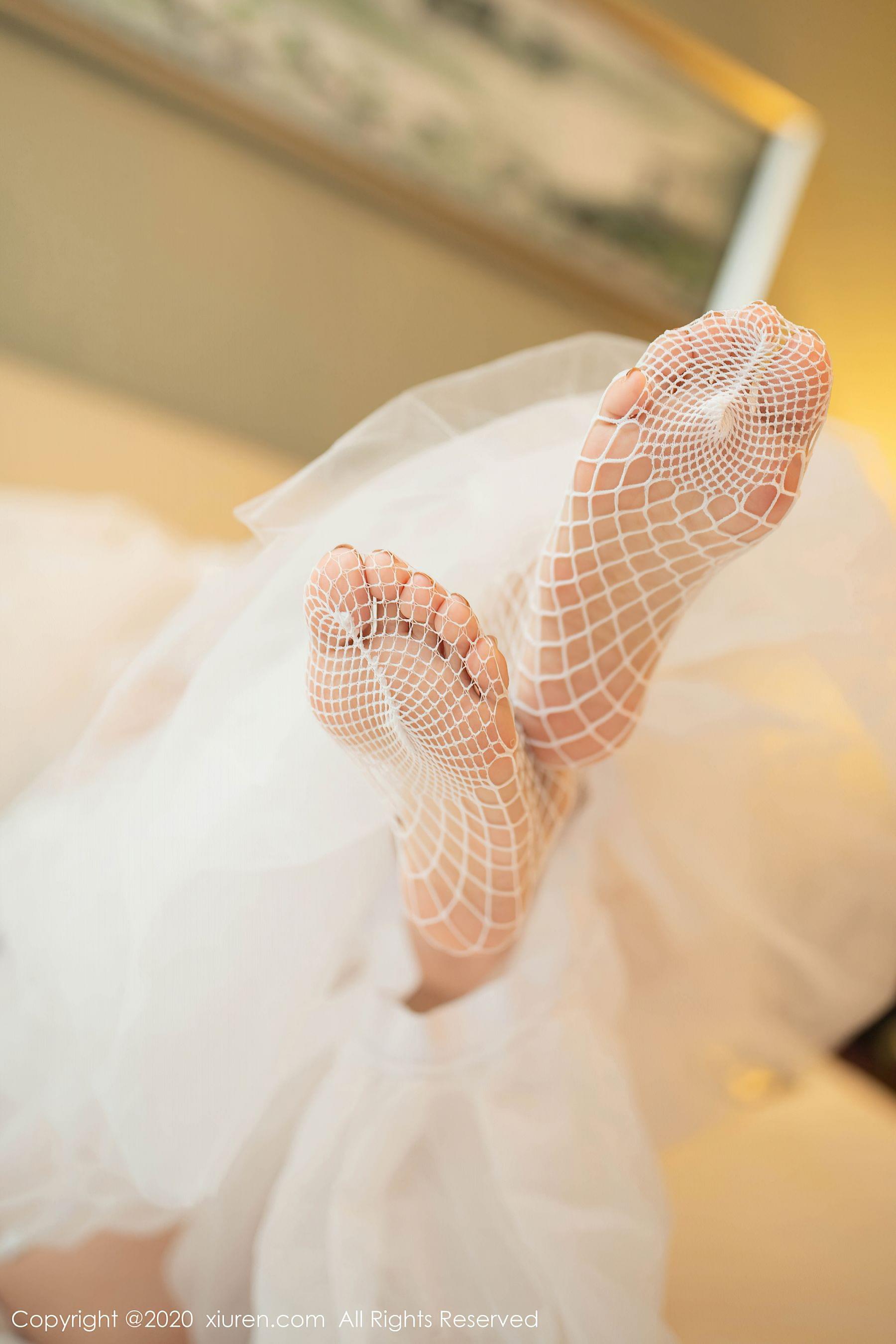 秀人XIUREN No.2328 艺轩第16张