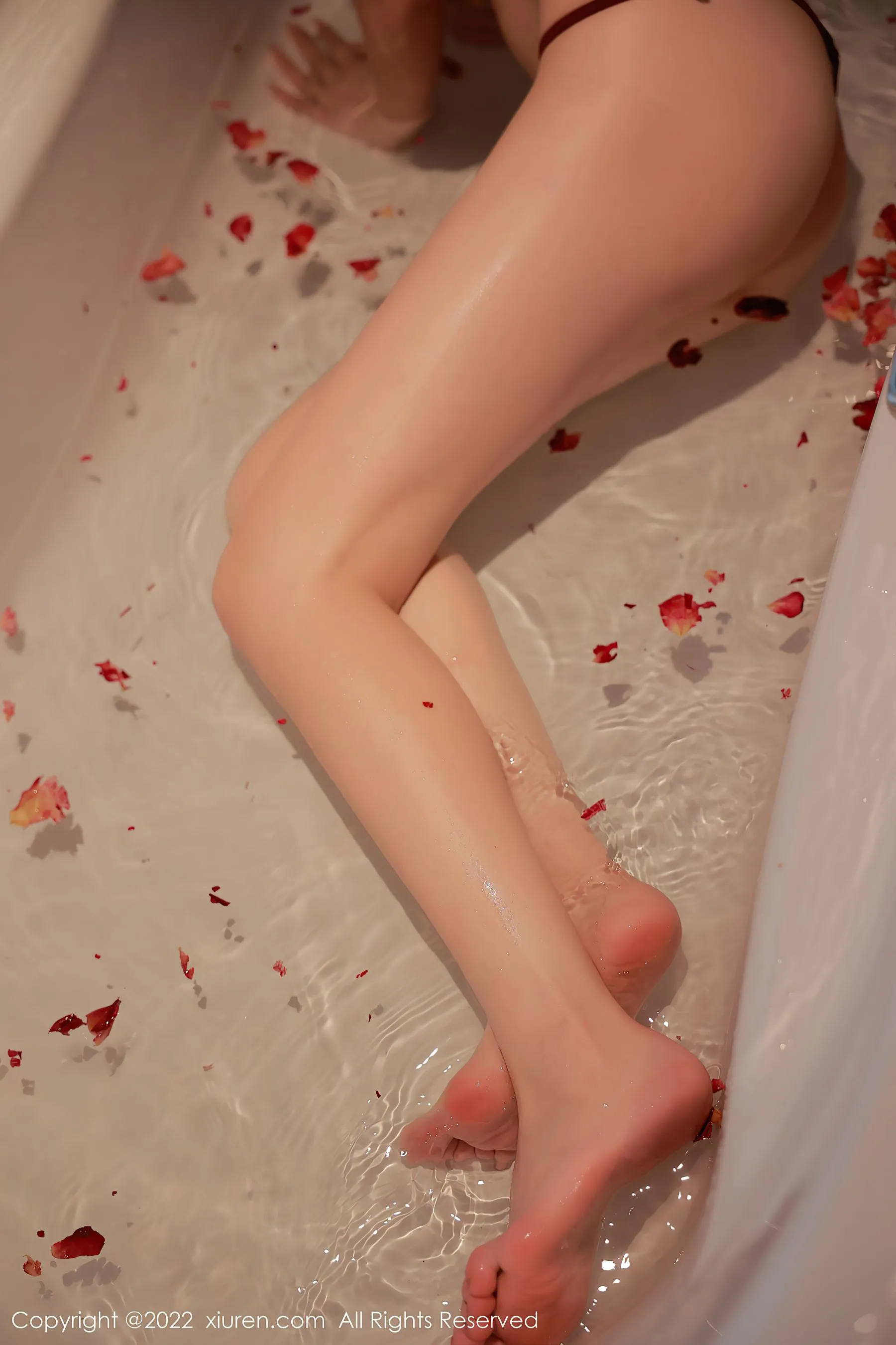  秀人网 No.5682 Hebe韩心雨第15张