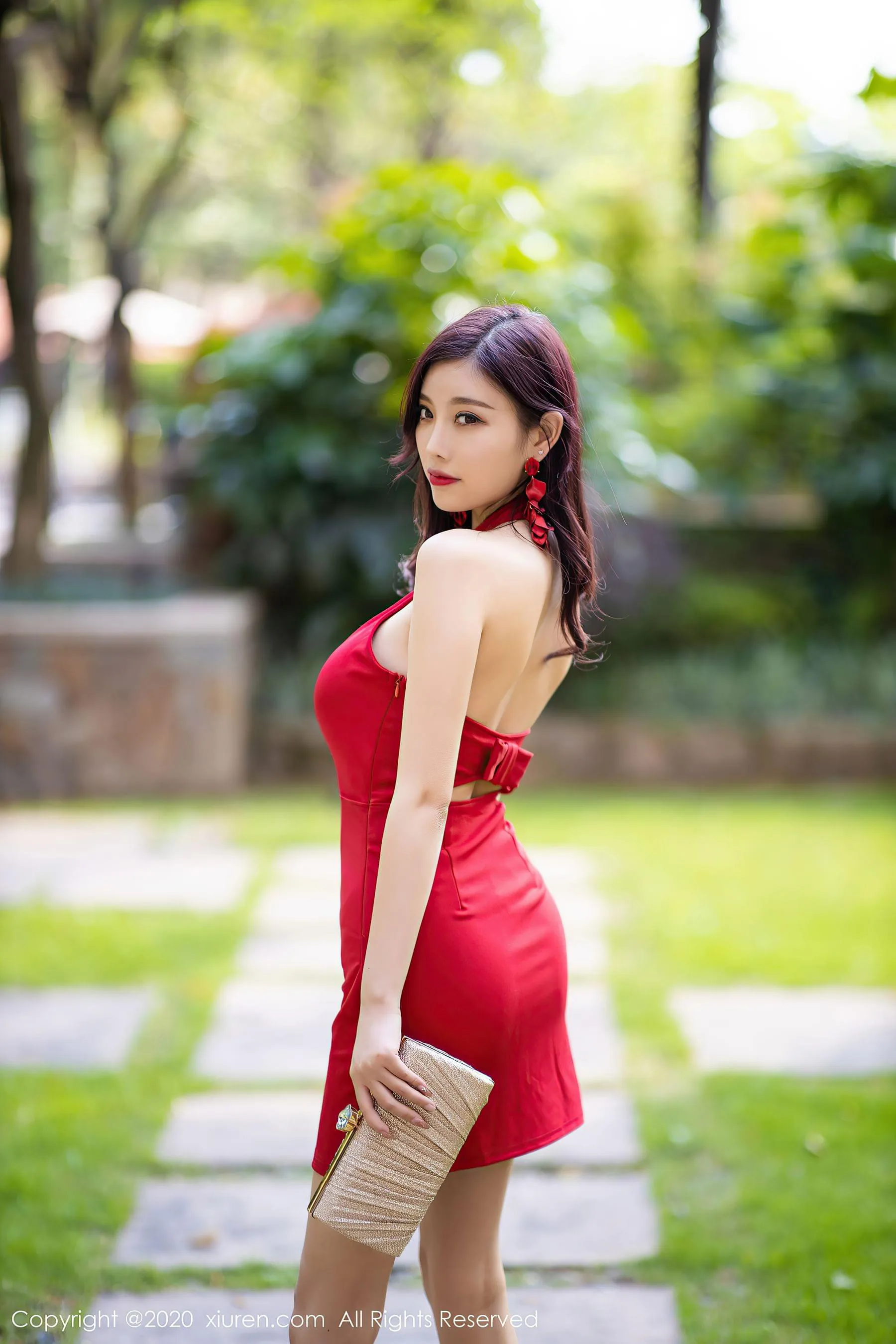  秀人XIUREN No.2373 杨晨晨sugar第2张