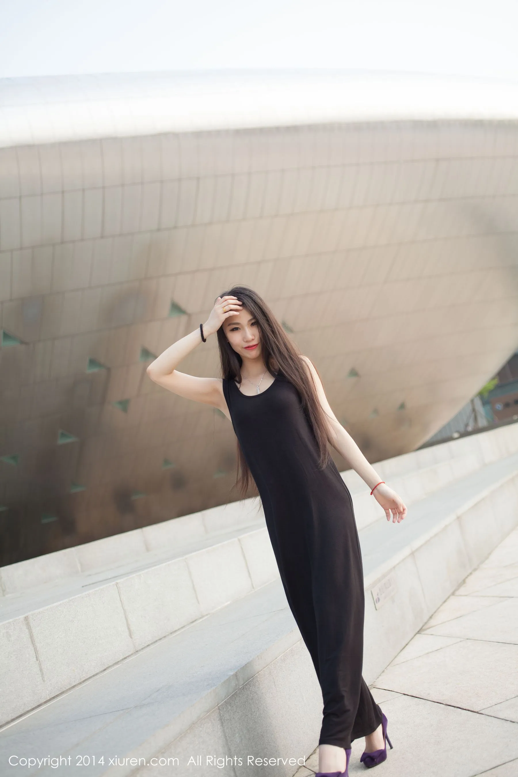 无敌美臀妹子战姝羽Zina 秀人网 No.169第2张