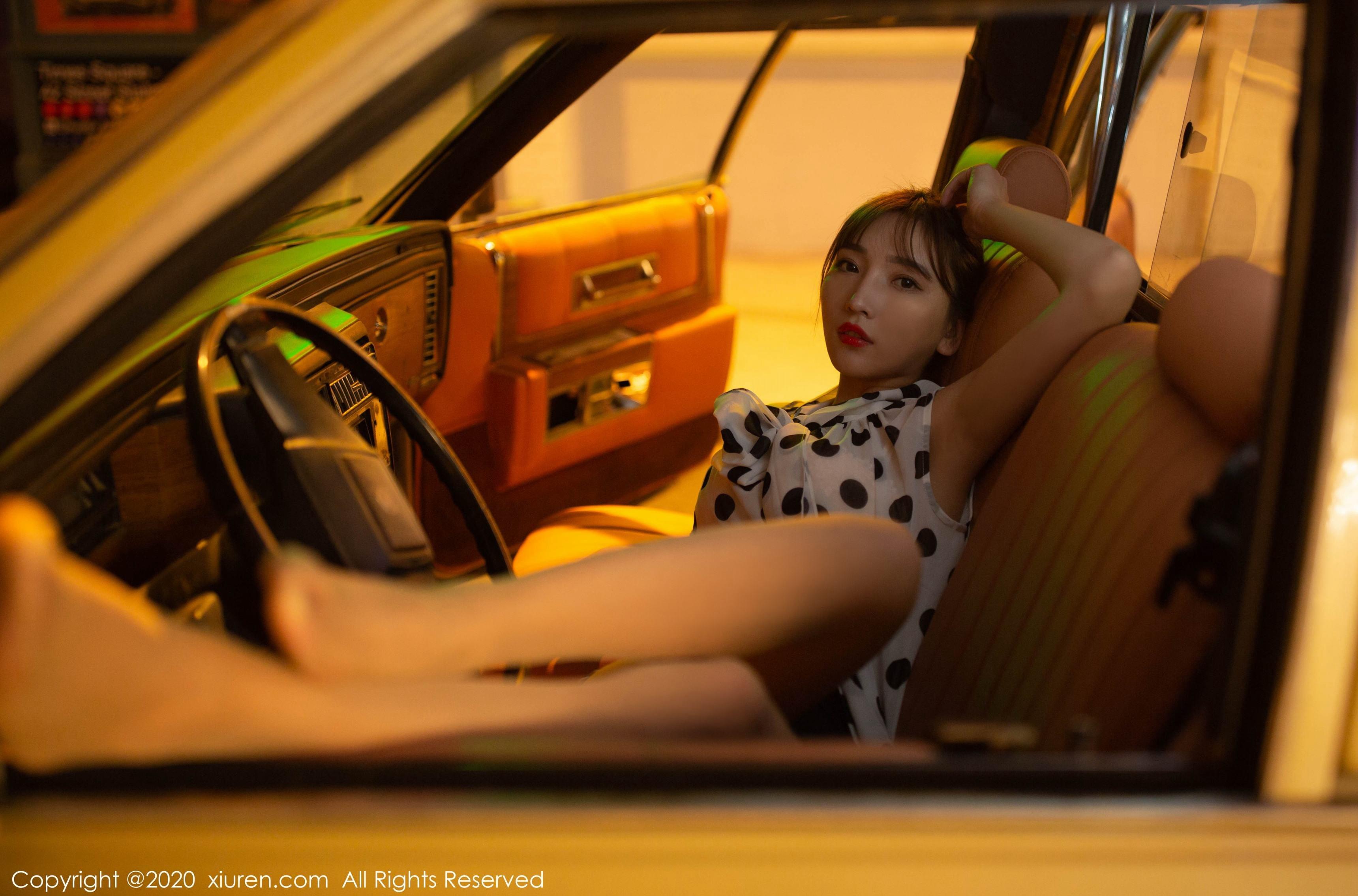 XIUREN秀人网 NO.2222 陆萱萱第19张