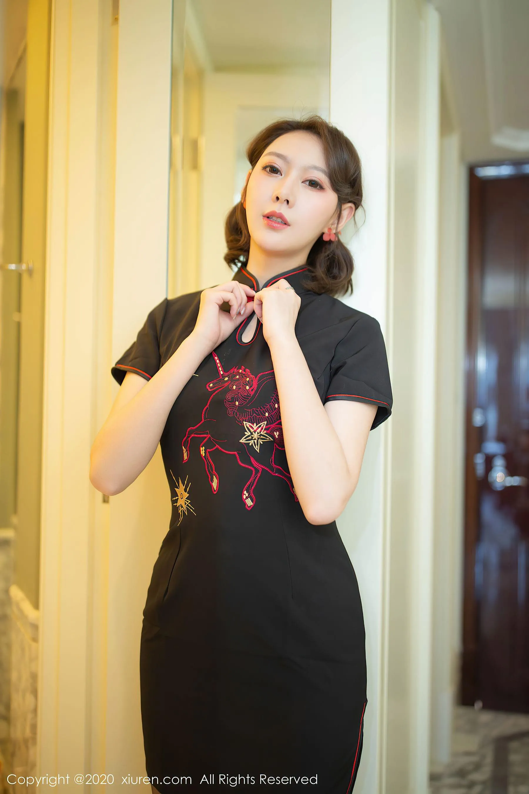 秀人XIUREN No.2379 艺轩第24张