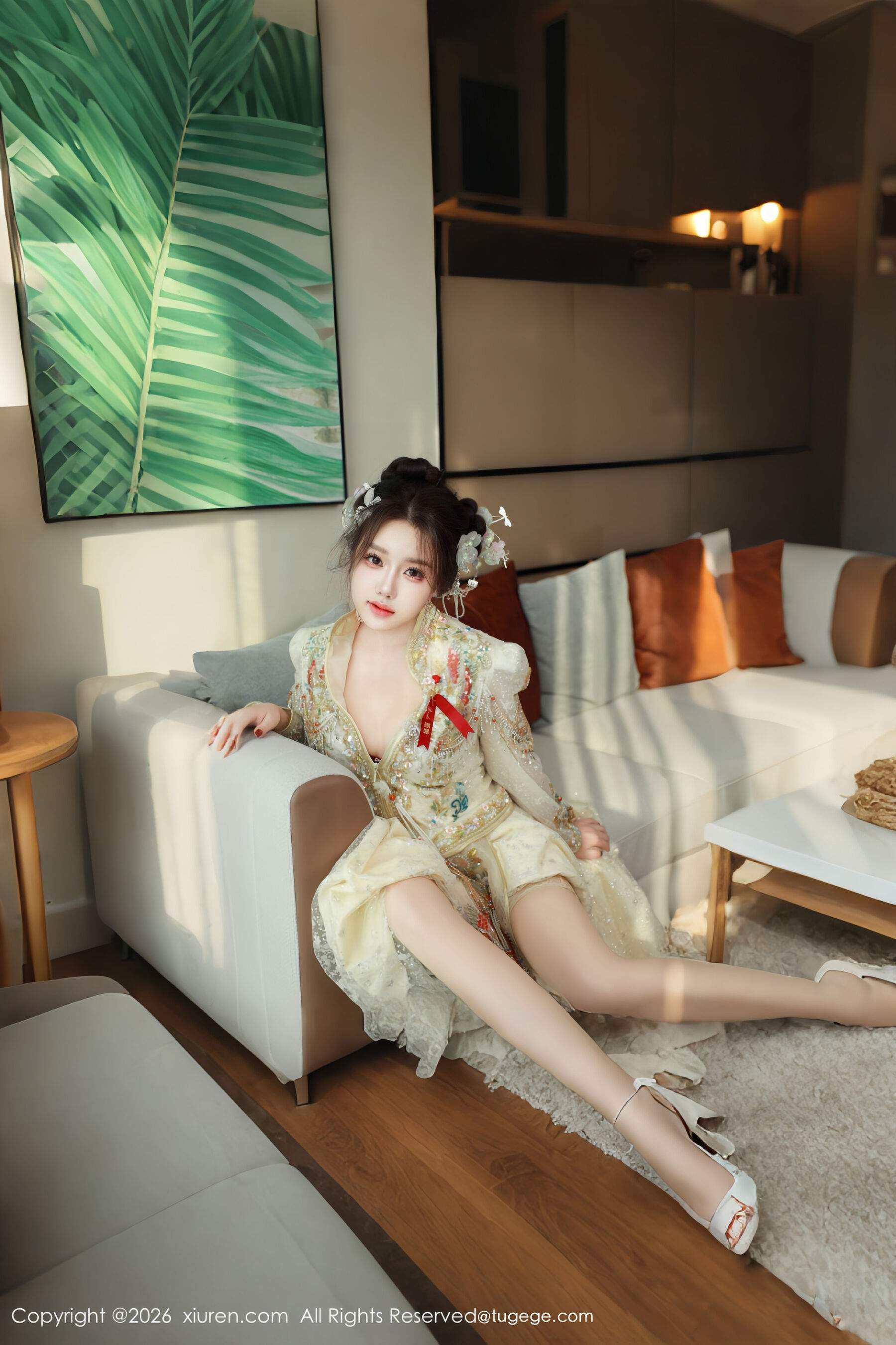  秀人网 小薯条nienie Vol.11220 [56P]第9张