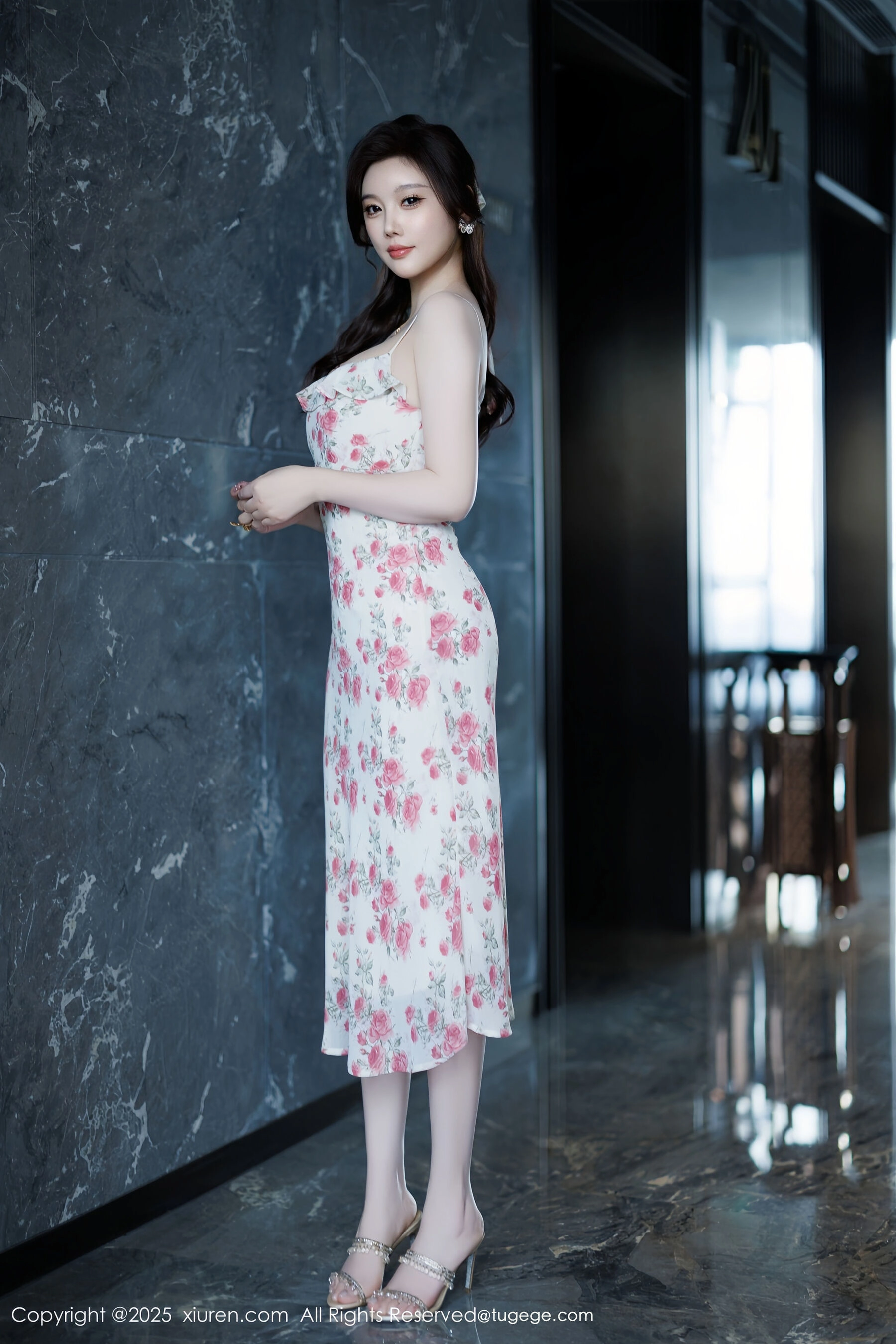  秀人网 杨晨晨 Vol.10977 [92P]第2张