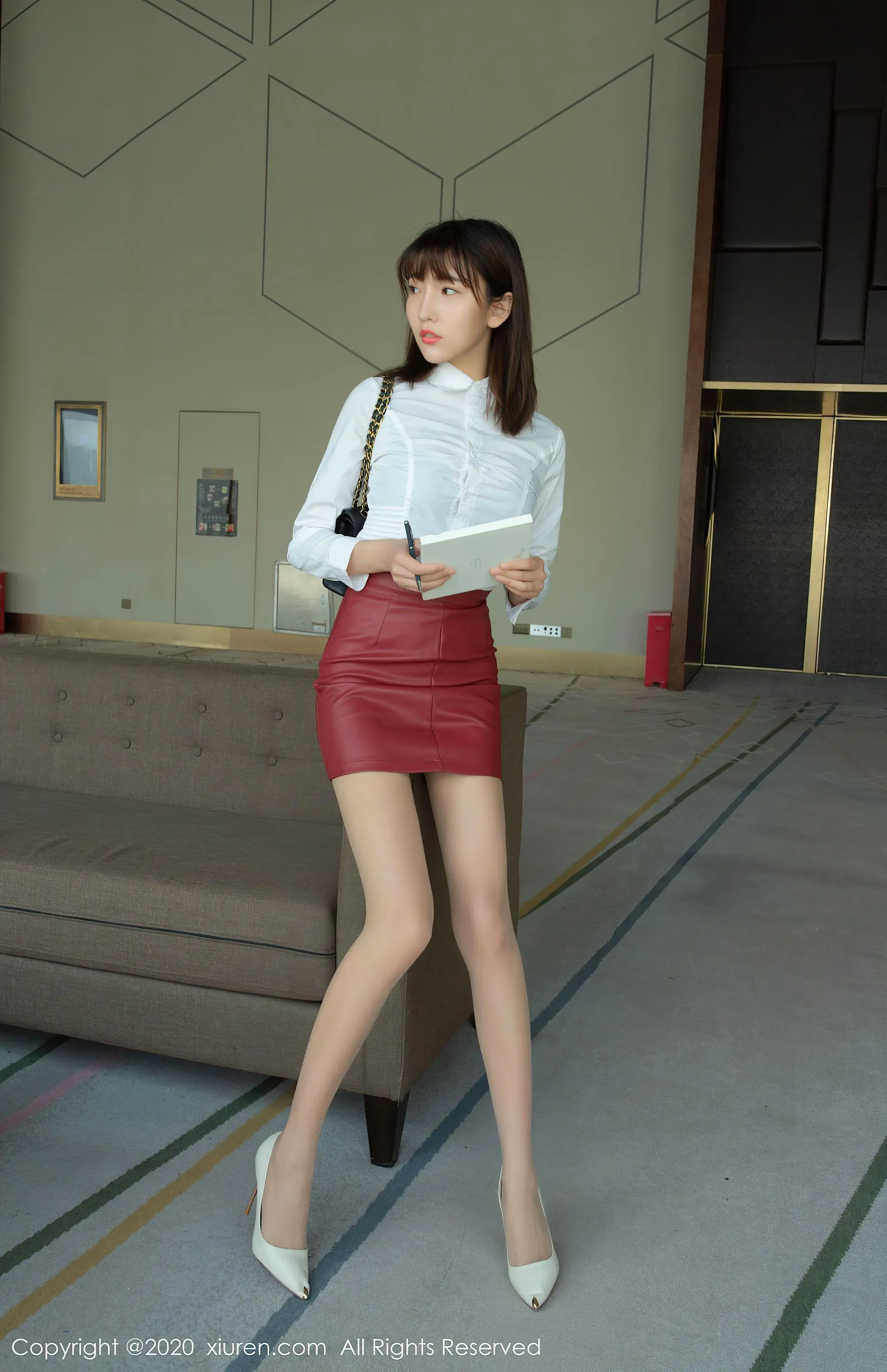  秀人XIUREN No.2393 陆萱萱第12张